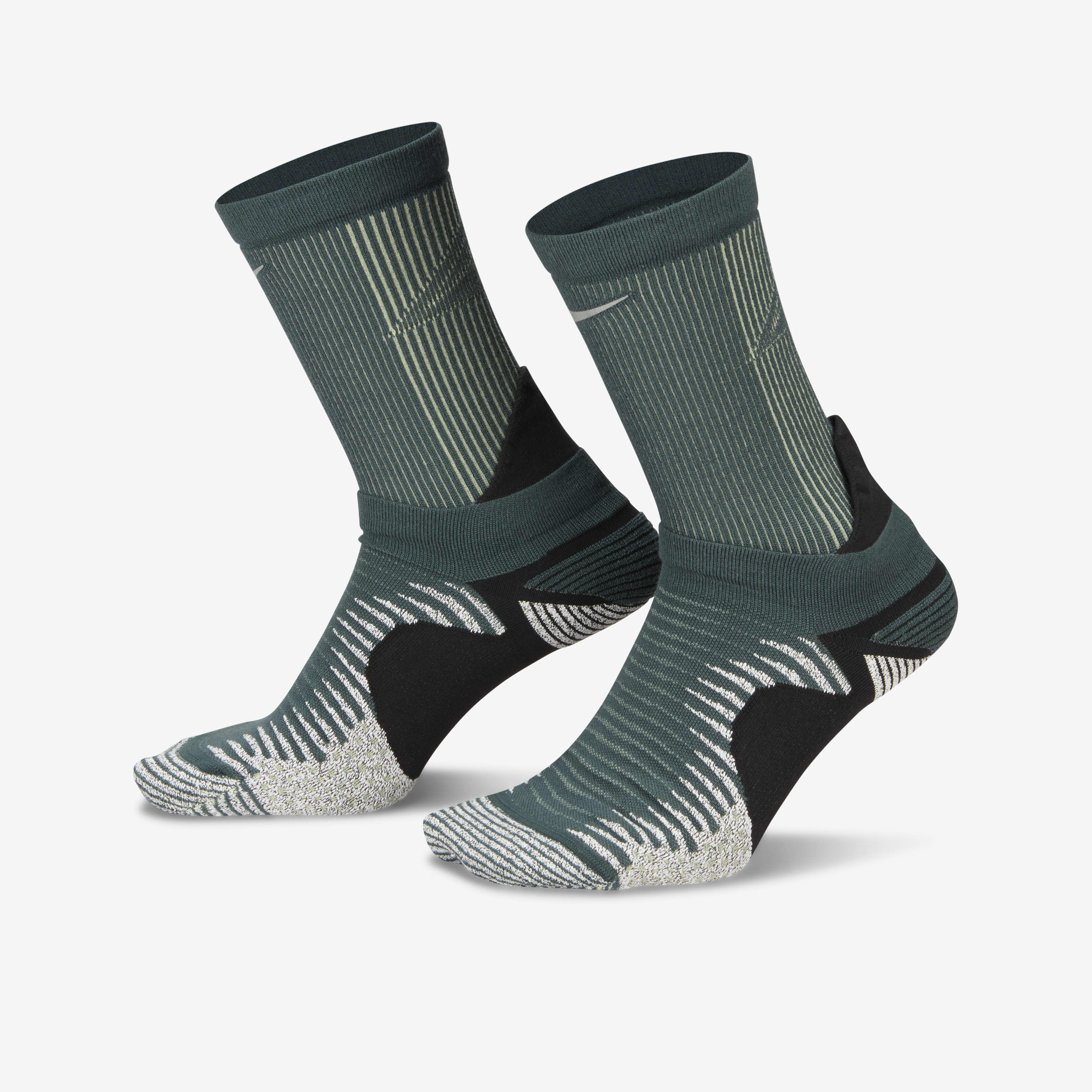 Nike grip socks running 2025
