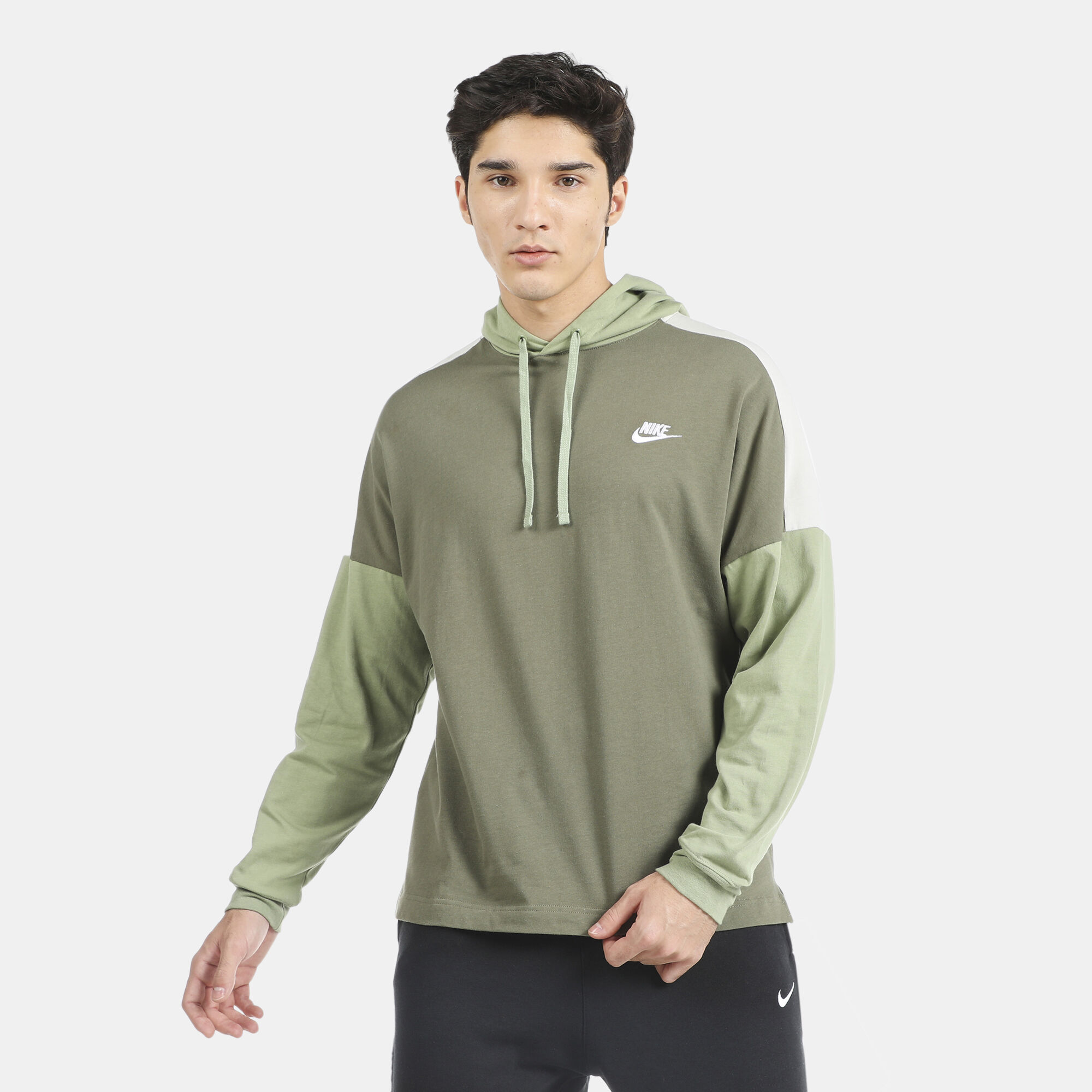 Nike men's sportswear colorblock pullover sales hoodi