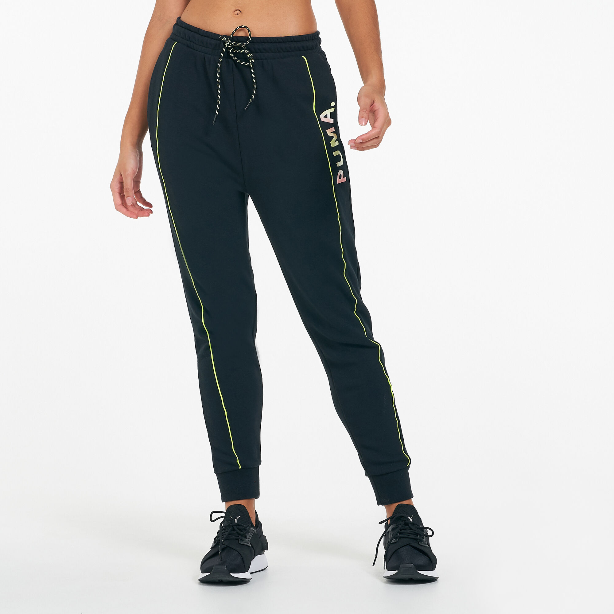 Buy PUMA Women s Chase Pants Black in Kuwait SSS