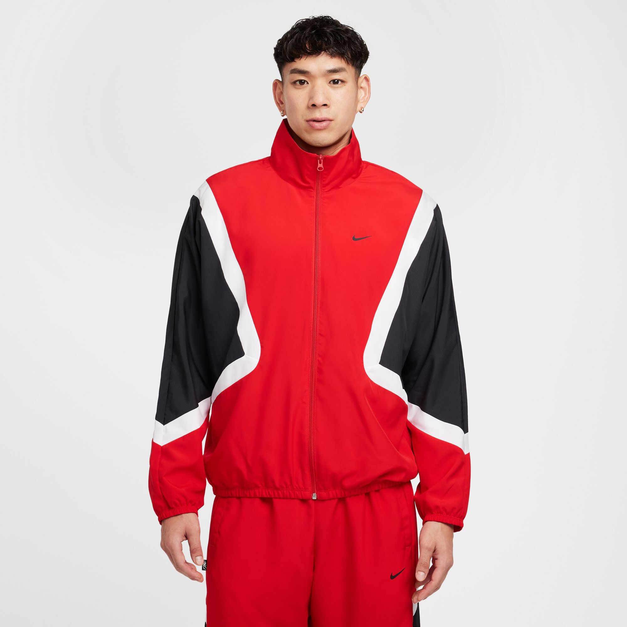 Nike basketball jacket with hood best sale