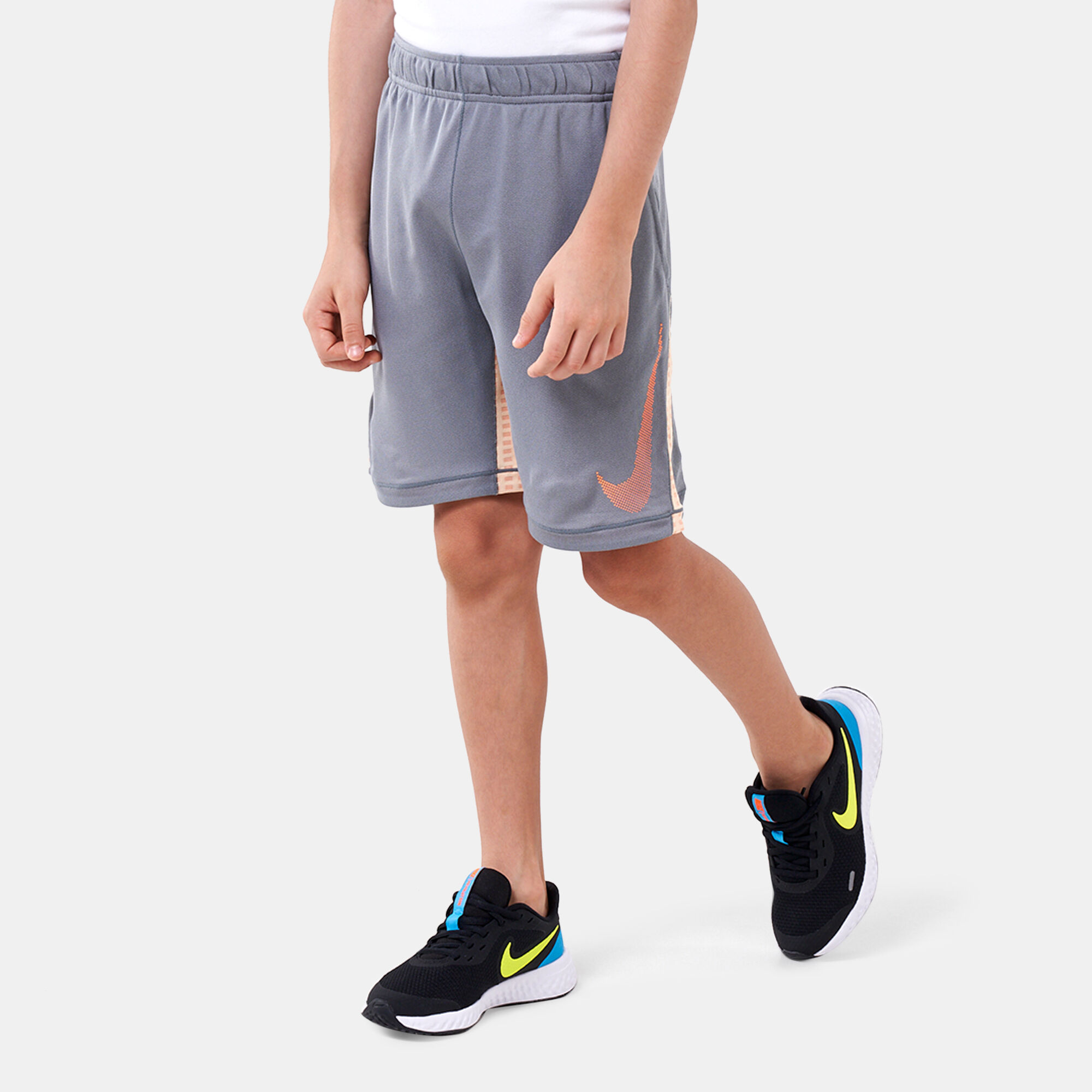 Kids grey nike shorts outlet