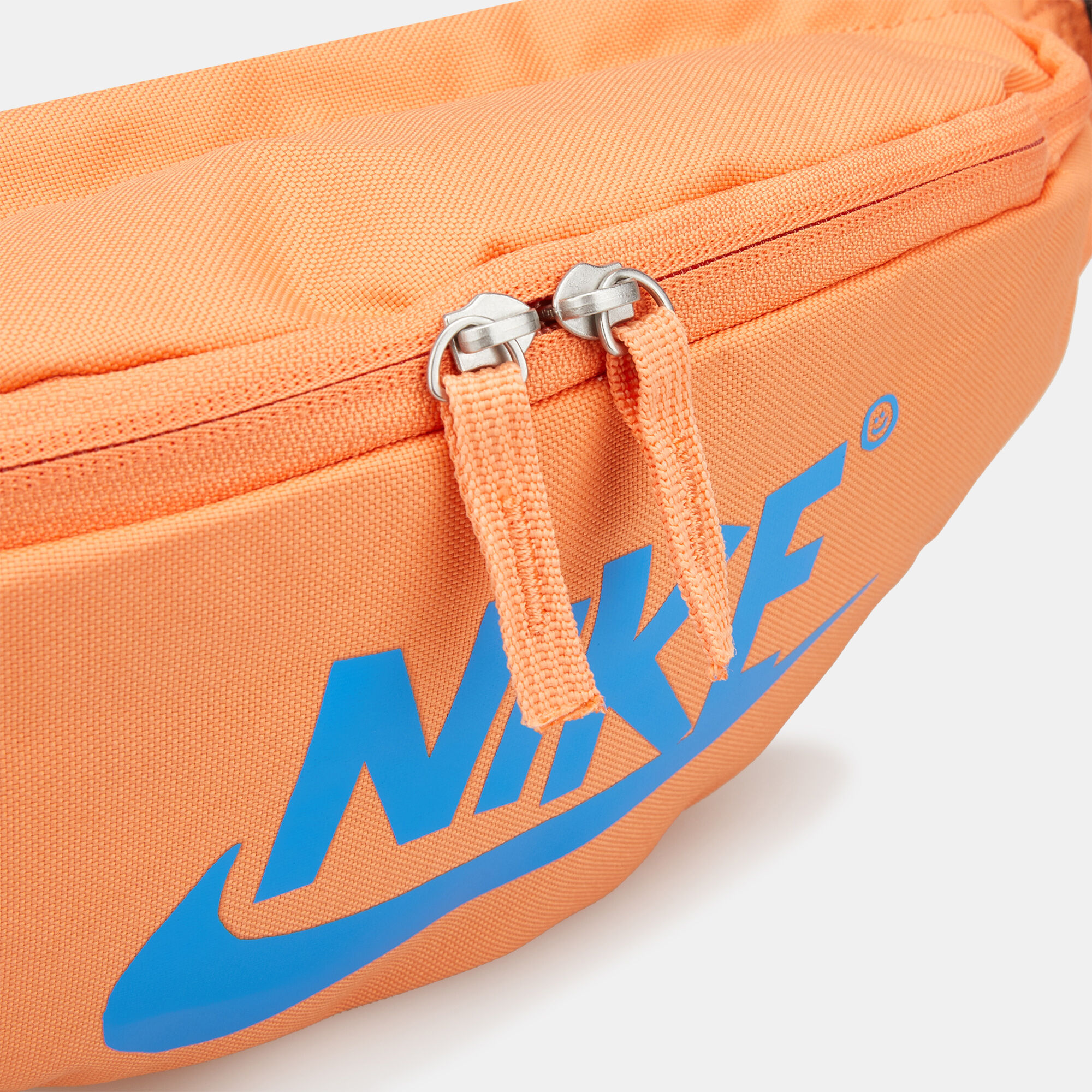 Nike heritage orange clearance