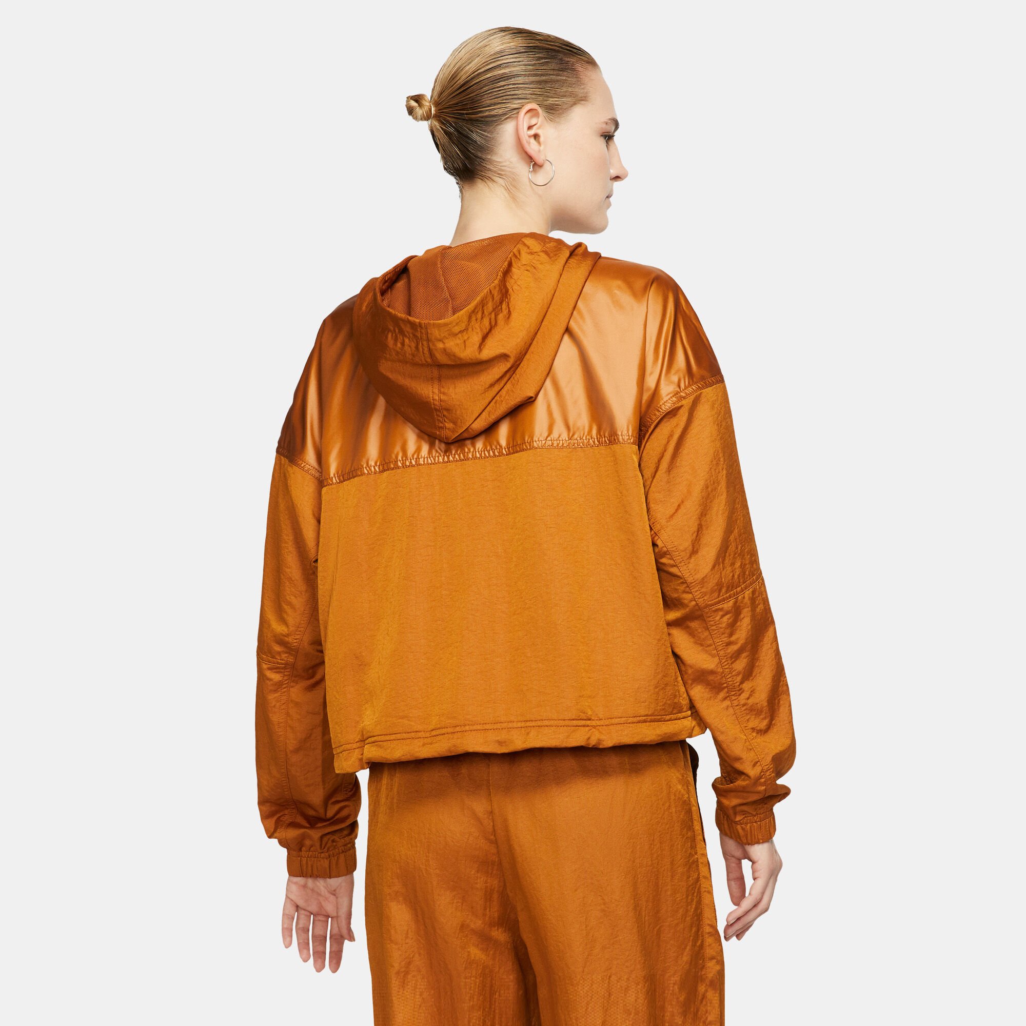 Nike Women s Sportswear Rebel Windrunner Cargo Jacket in Kuwait SSS