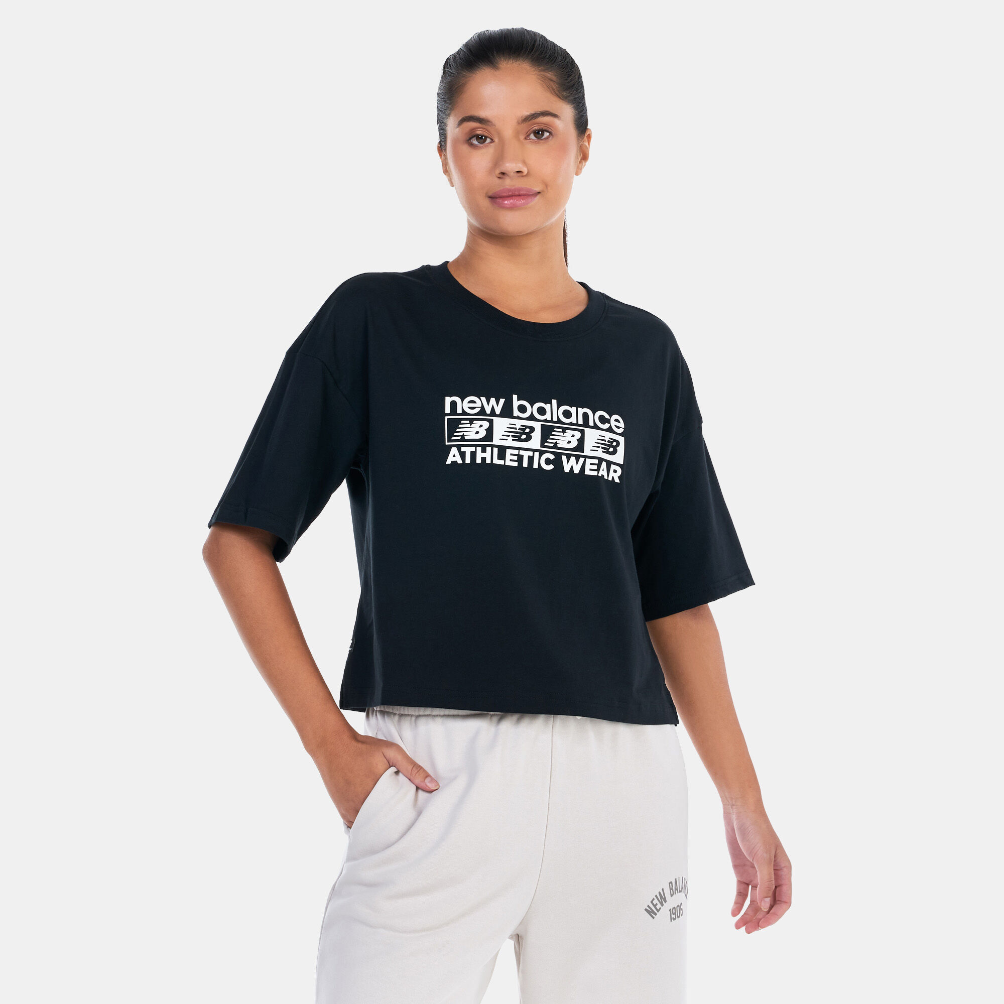 Women s NB Essentials Graphic Boxy T Shirt
