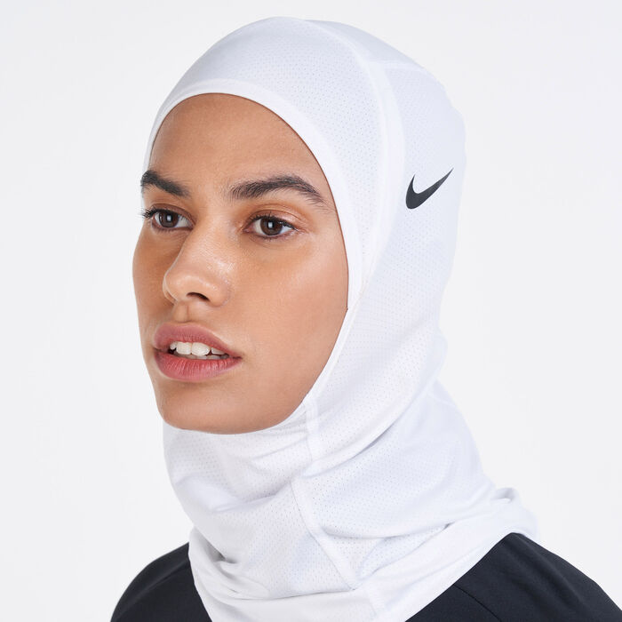 Nike Women's Pro 2.0 Hijab image number 2