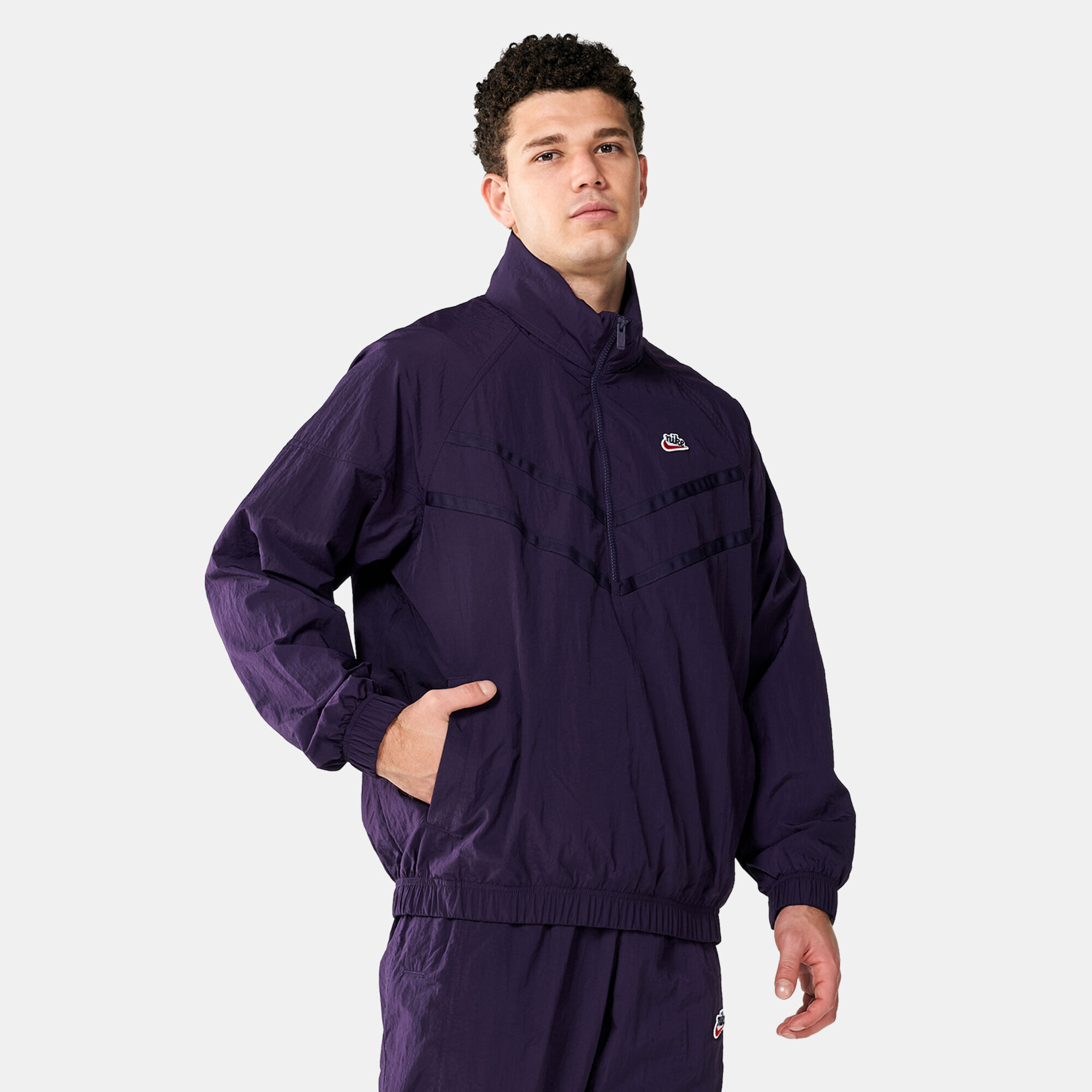 Buy Nike Men s Sportswear Heritage Windrunner Jacket Purple in