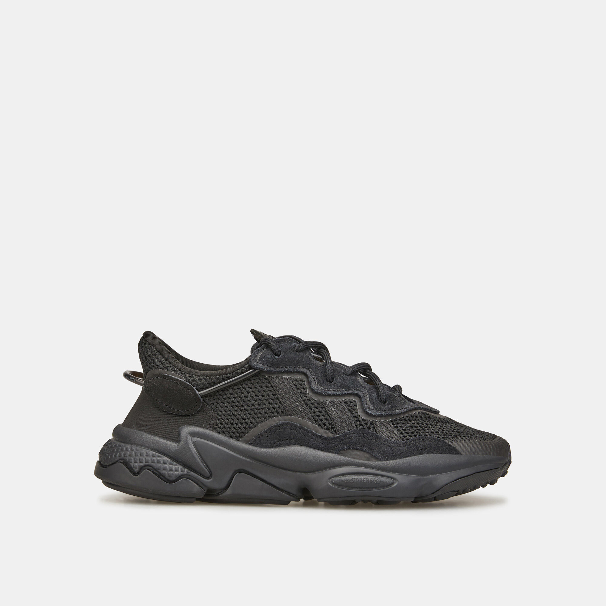 Kids OZWEEGO Shoe Black adidas Originals in Kuwait SSS