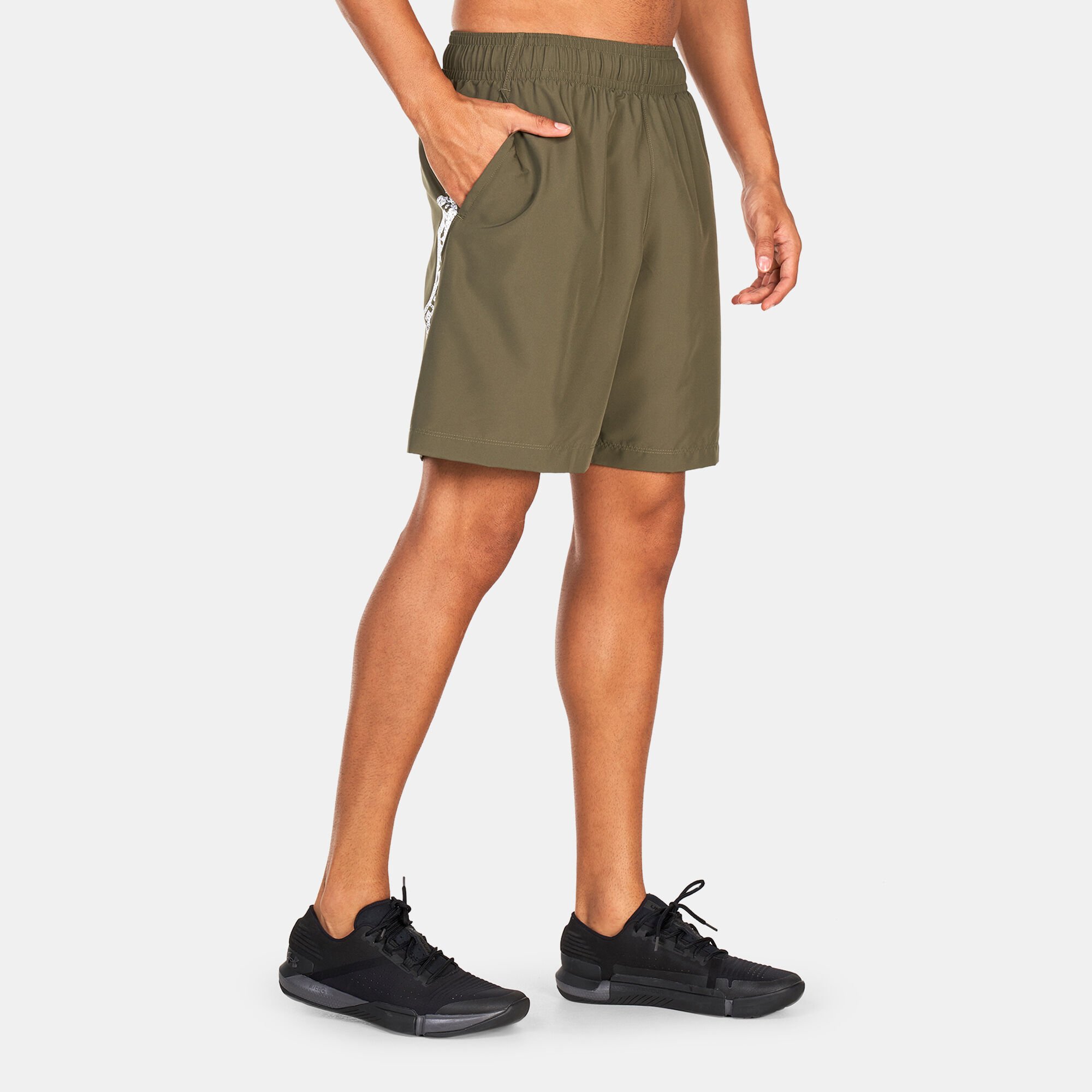 Men s UA Woven Graphic Shorts Green Under Armour in Kuwait SSS