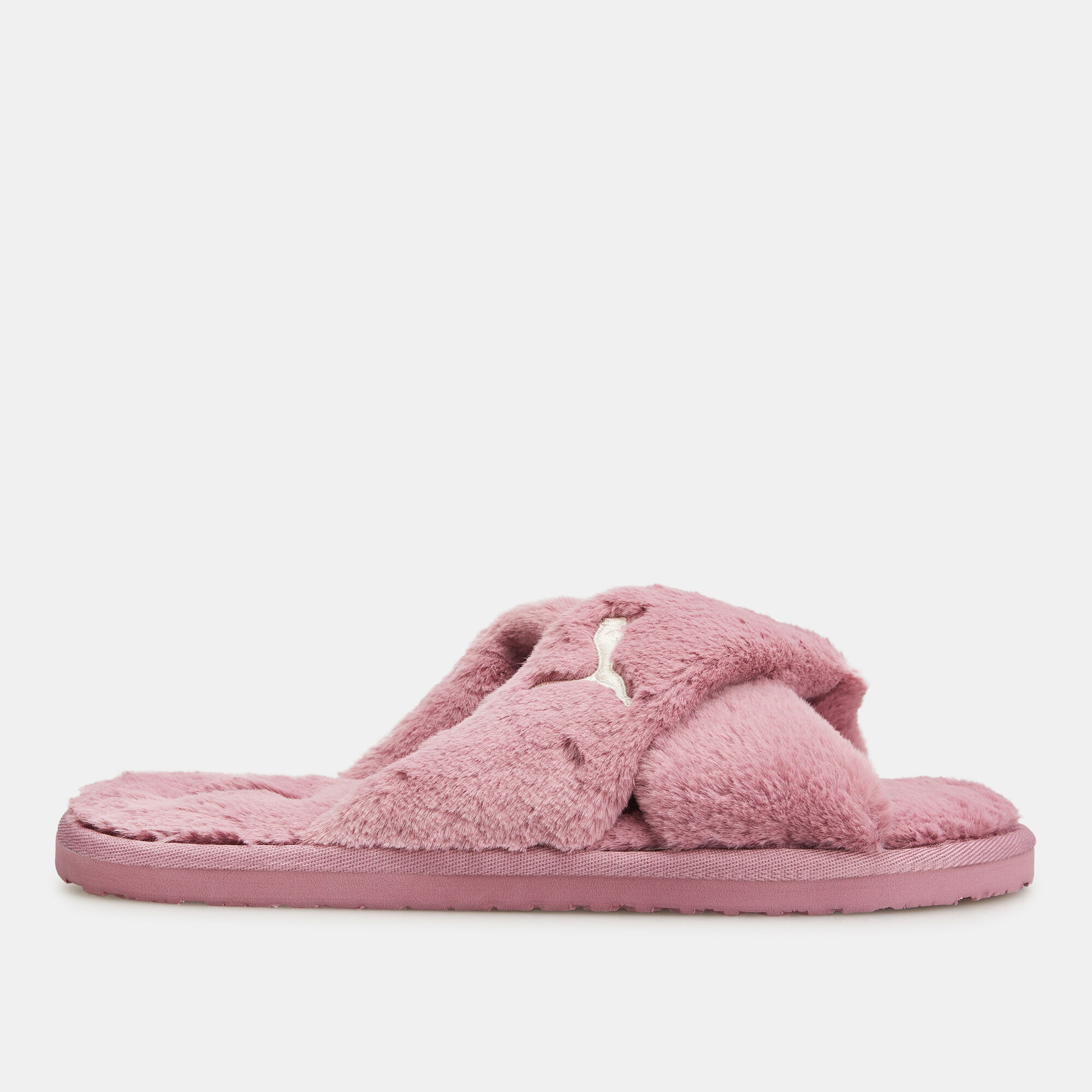 Fluffy puma slides top