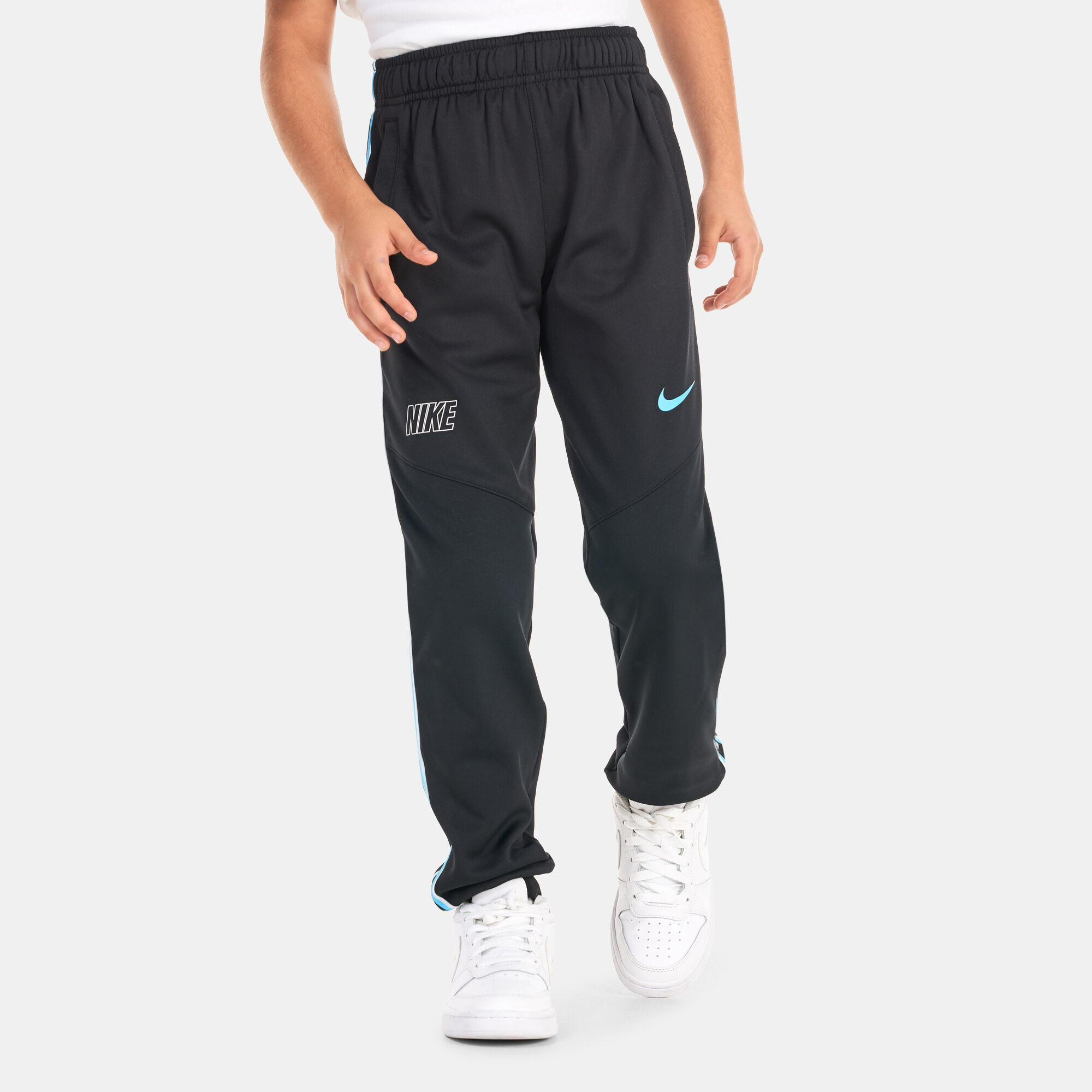 Kids Sportwear Repeat Graphic Joggers Black Nike in Kuwait SSS