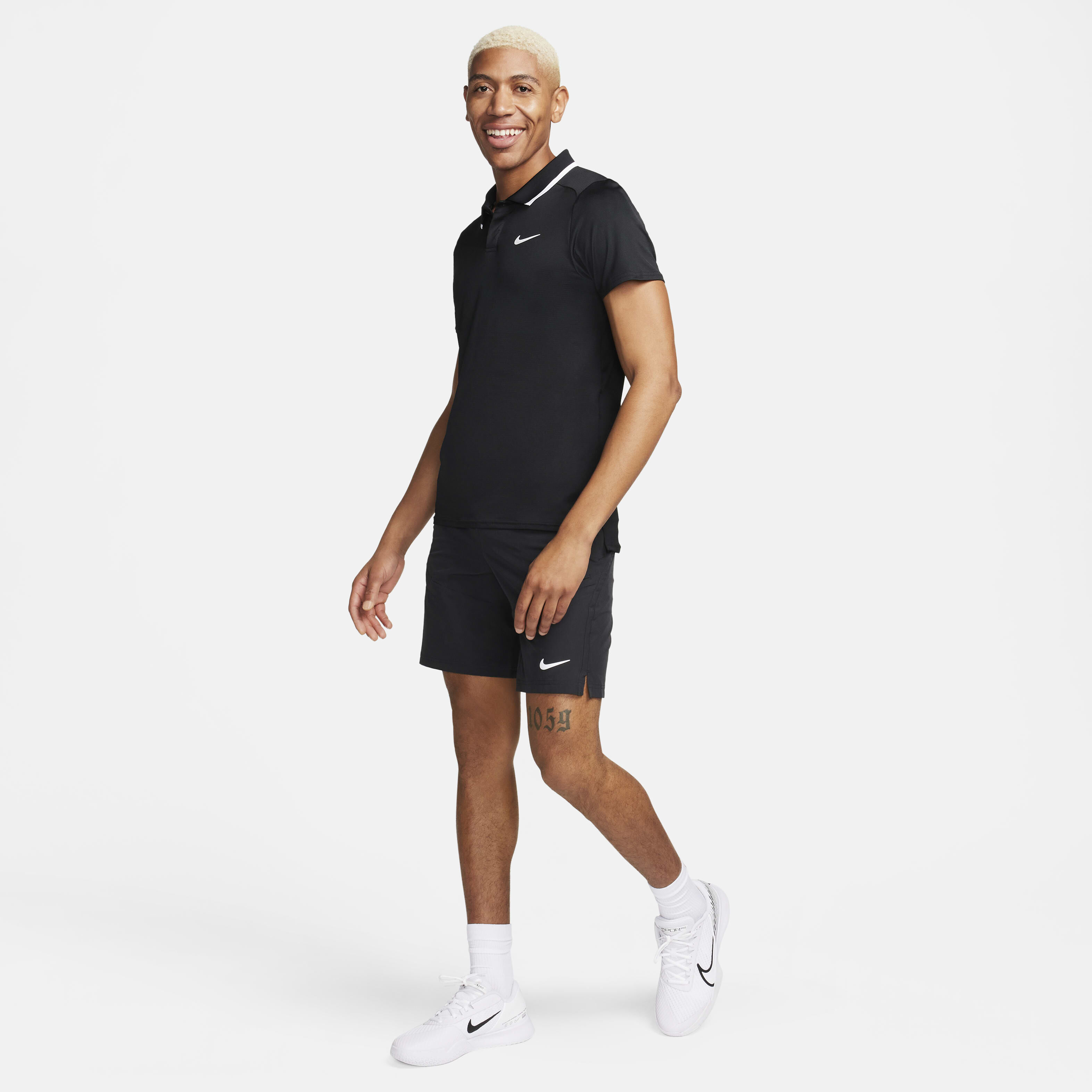 Men s Court Advantage Polo Shirt Black Nike in Kuwait SSS