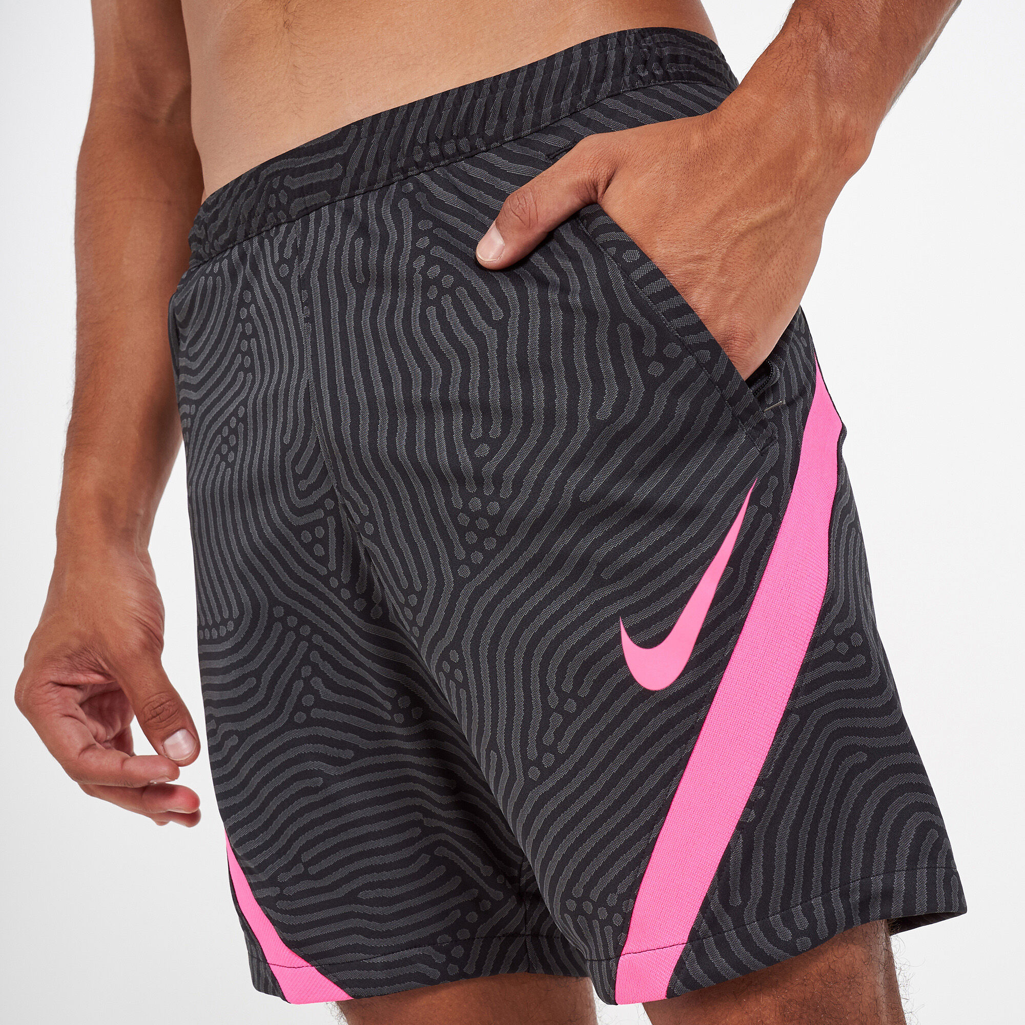 Nike online strike shorts