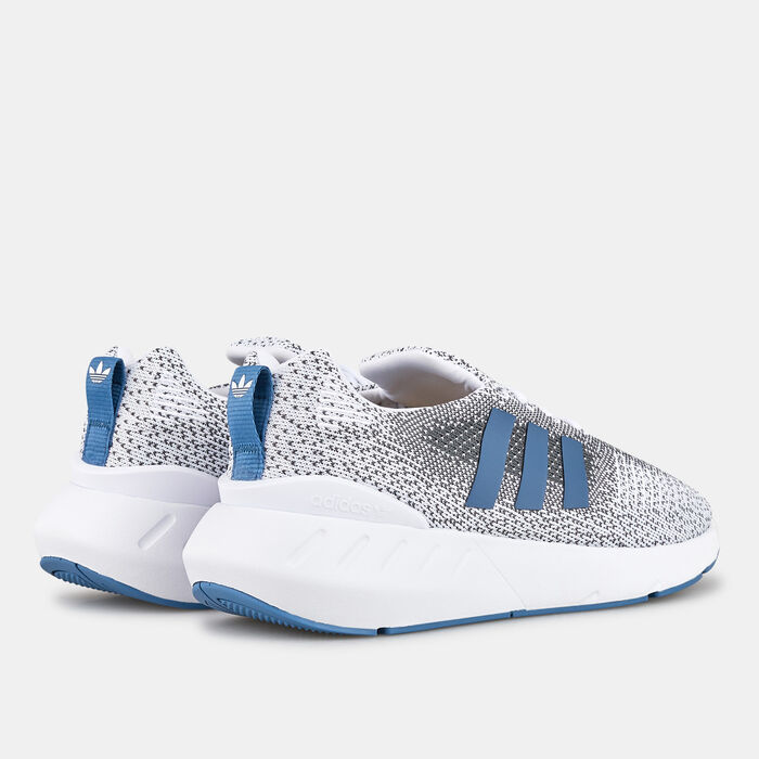 adidas Originals Men's Swift Run 22 Shoe White image number 2