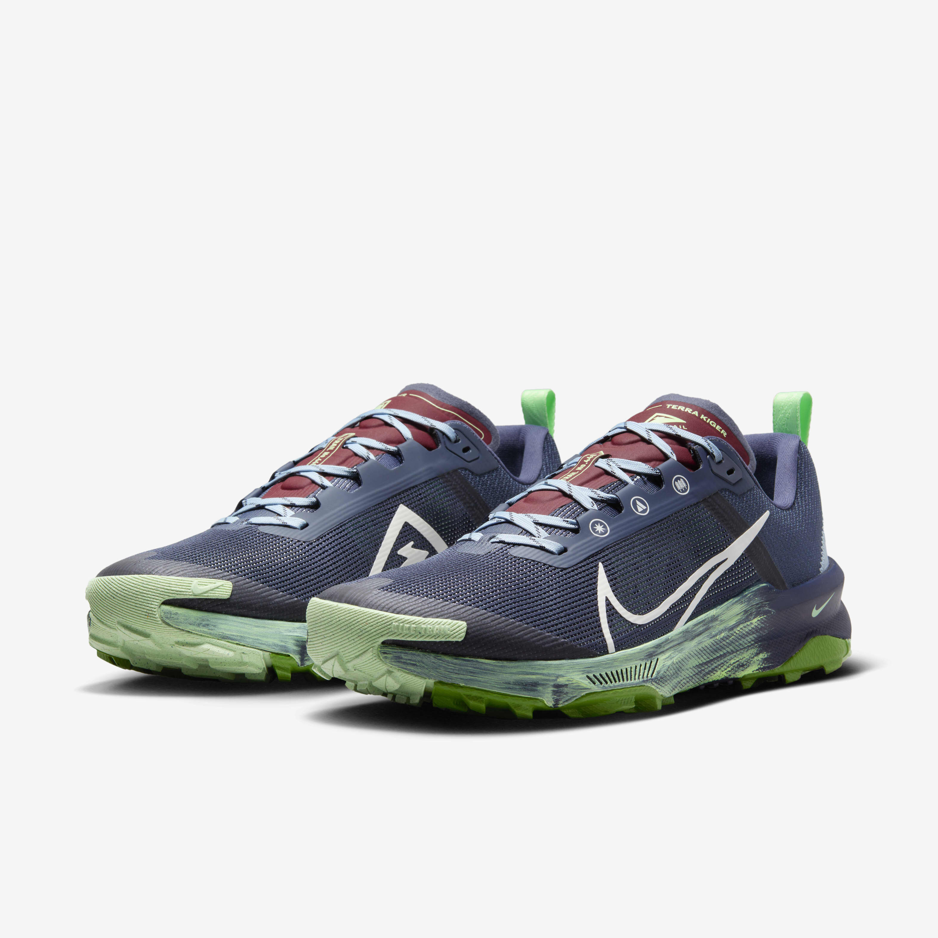 Men s Kiger 9 Trail Running Shoes Blue Nike in Kuwait SSS