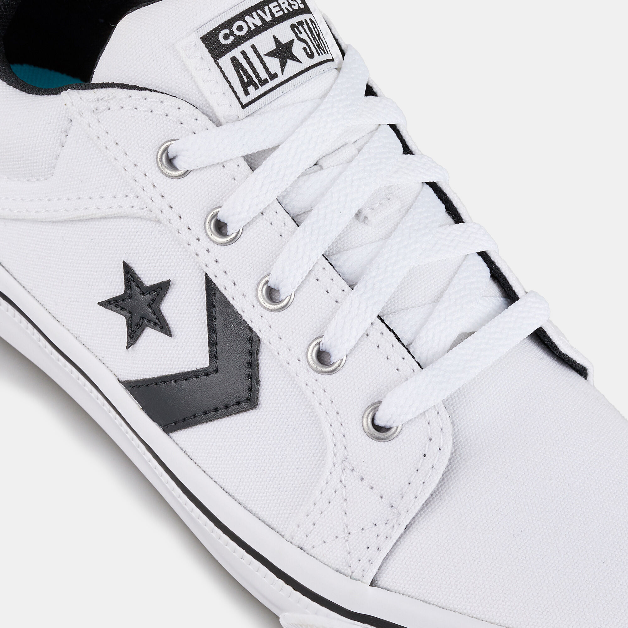 El Distrito 2.0 Unisex Shoe White Converse in Kuwait SSS