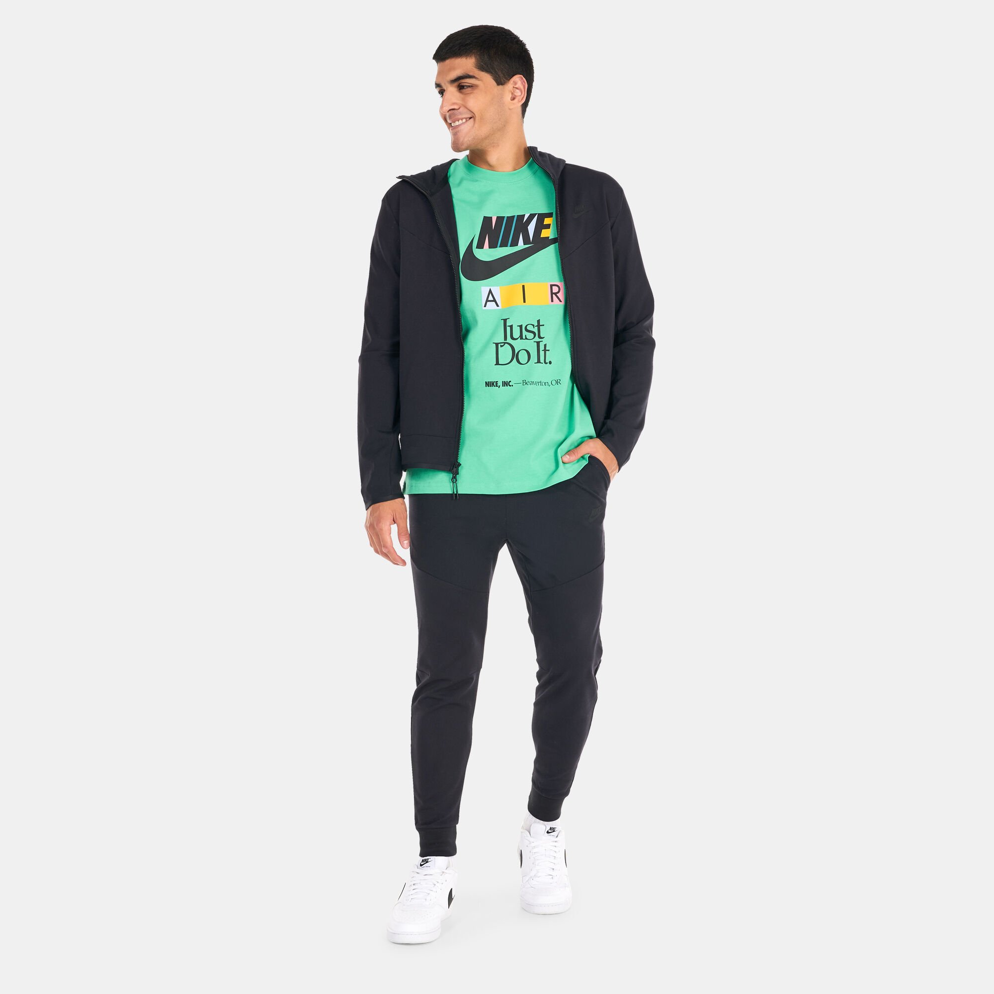 Lightweight nike 2025 sweatpants
