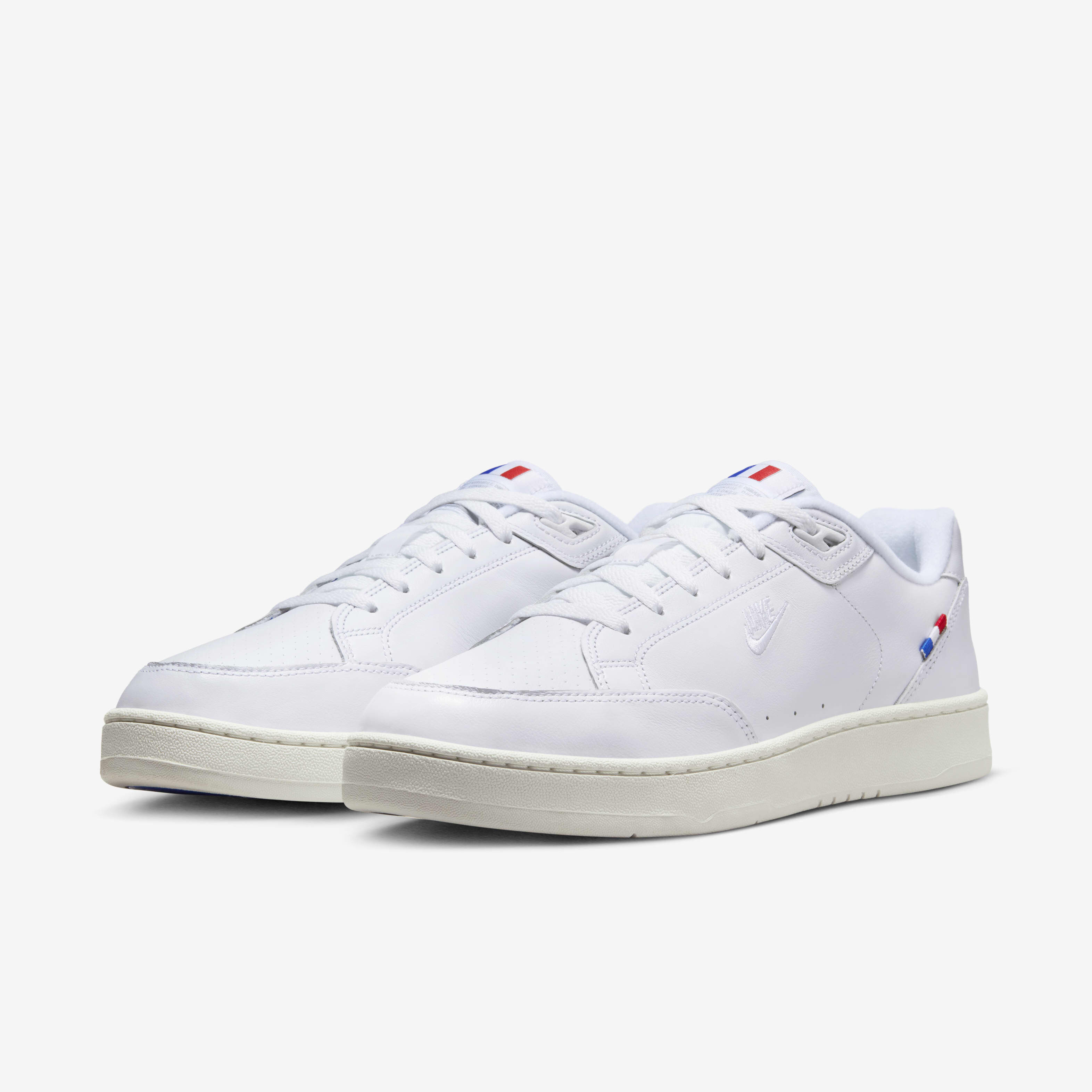 Men s Grandstand II Pinnacle Shoes Beige Nike in Kuwait SSS