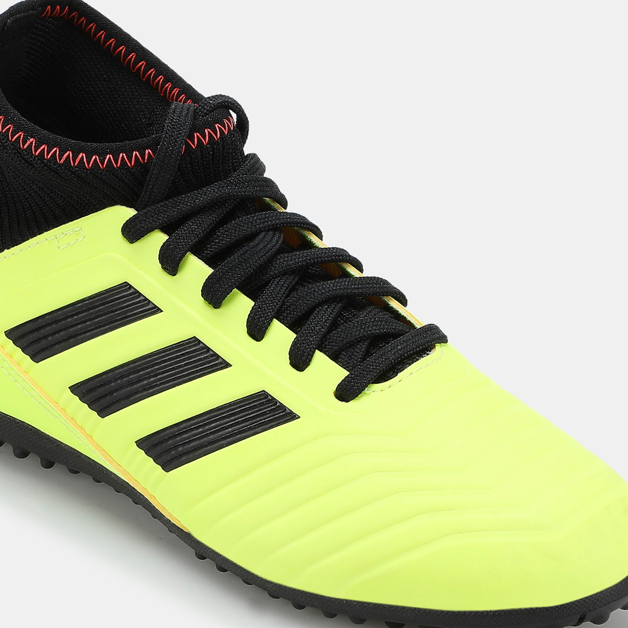 Predator 18.3 turf on sale