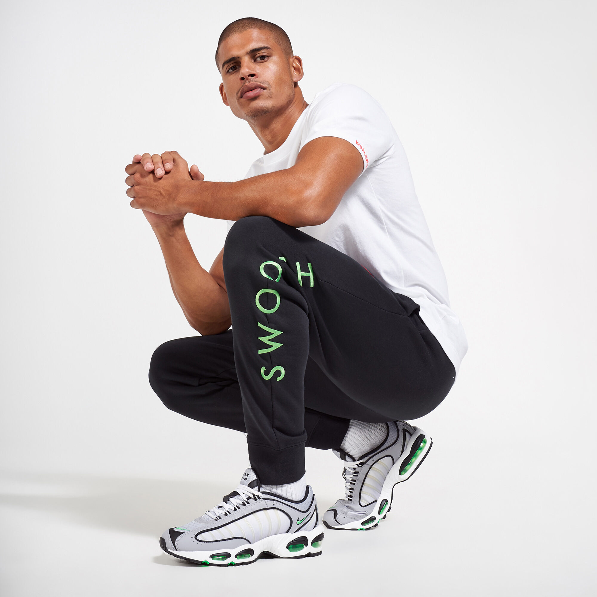Men's nike sportswear swoosh training pants cheap