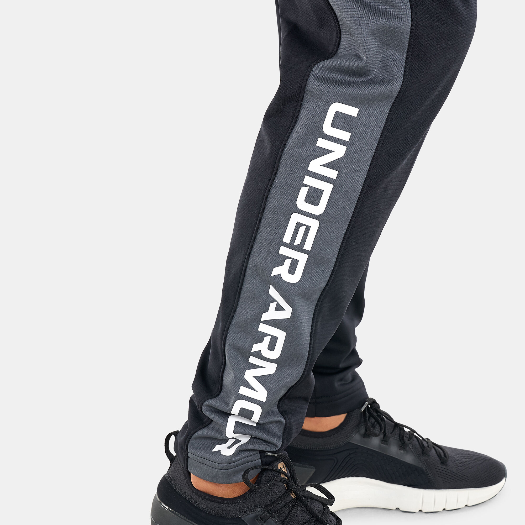 Buy Under Armour Men s UA Brawler Track Pants Black in Kuwait SSS