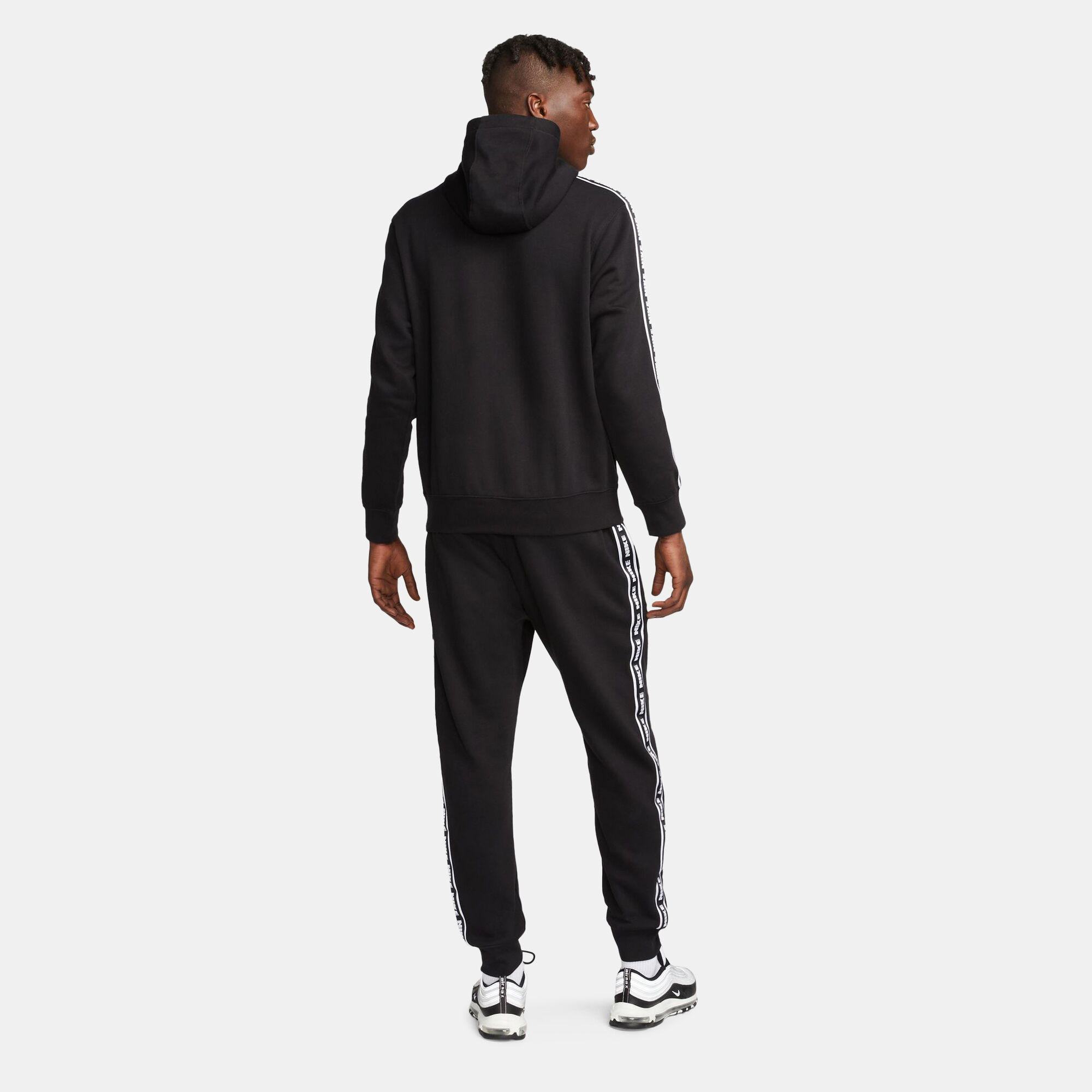 Nike mens tracksuit black clearance