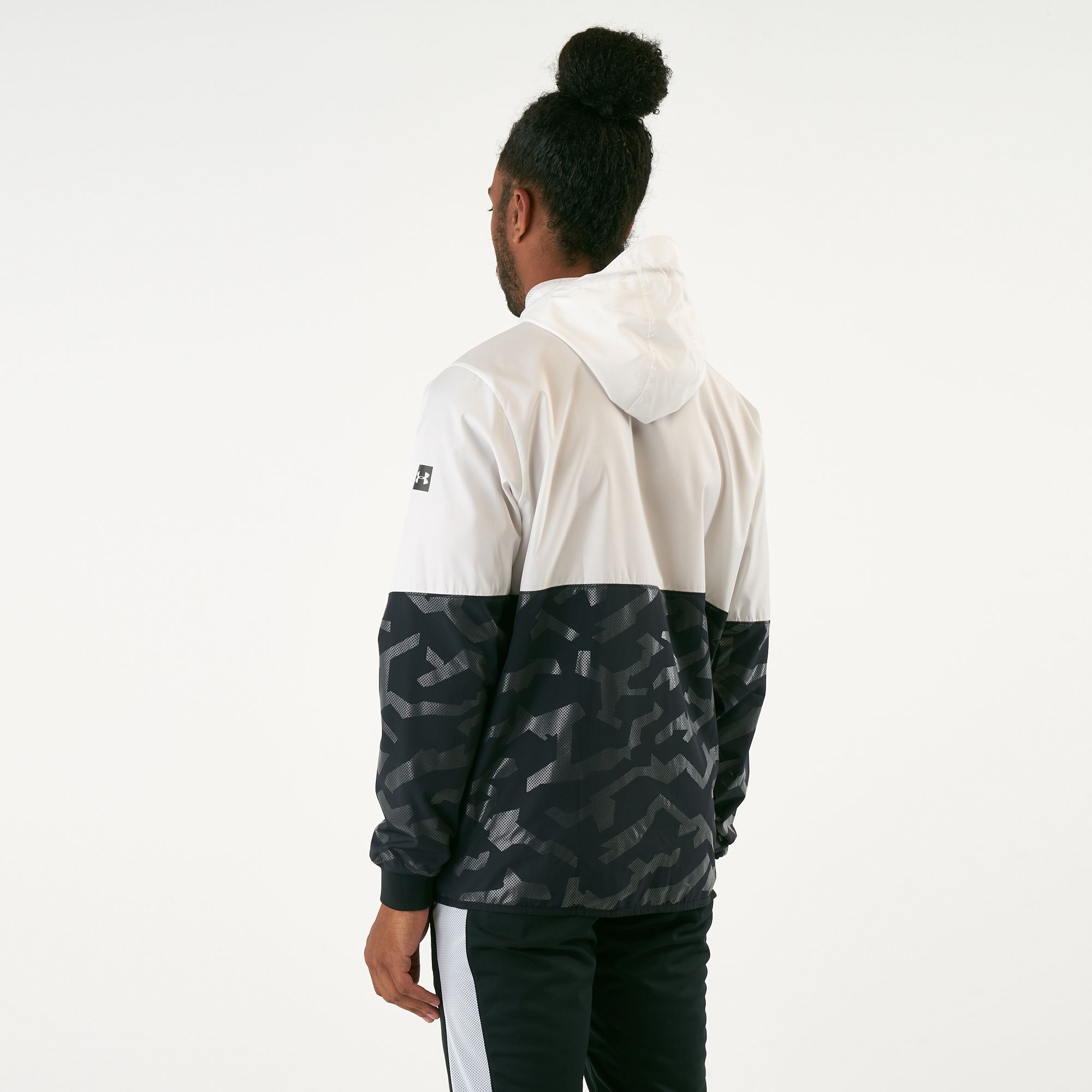 Ua pursuit hotsell windbreaker