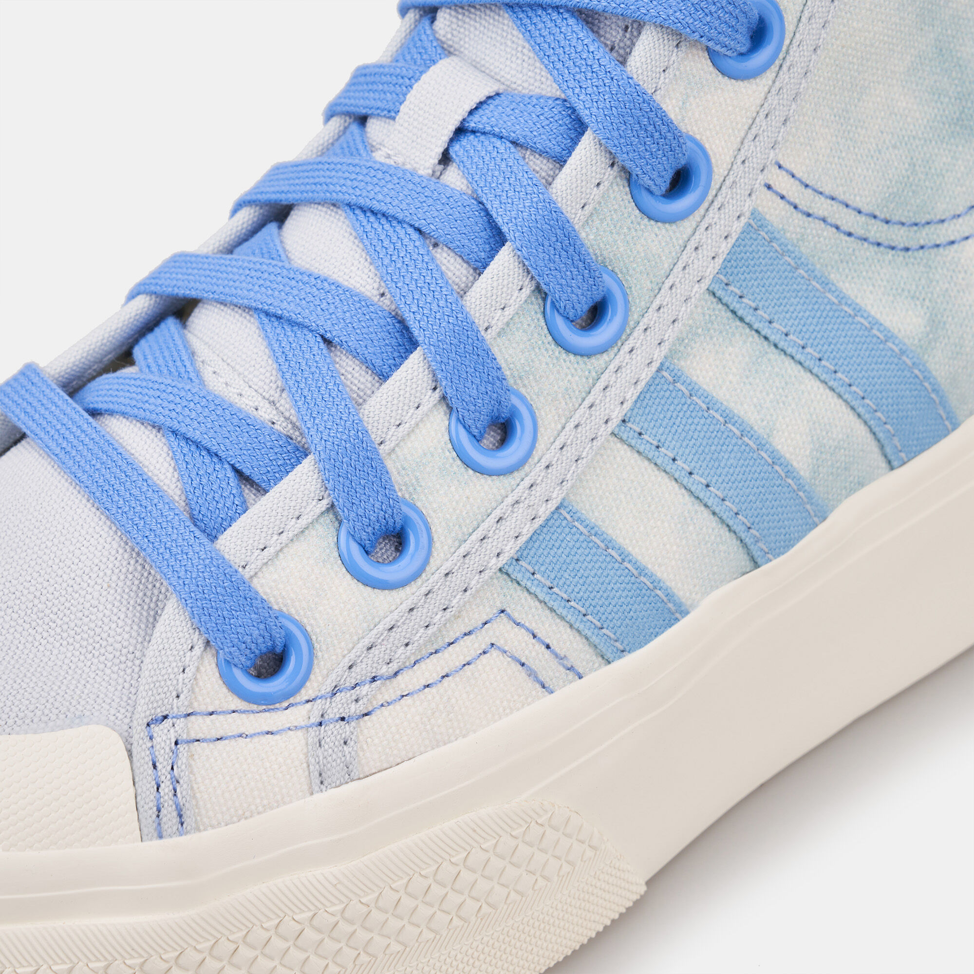Women s Nizza Platform Mid Shoe