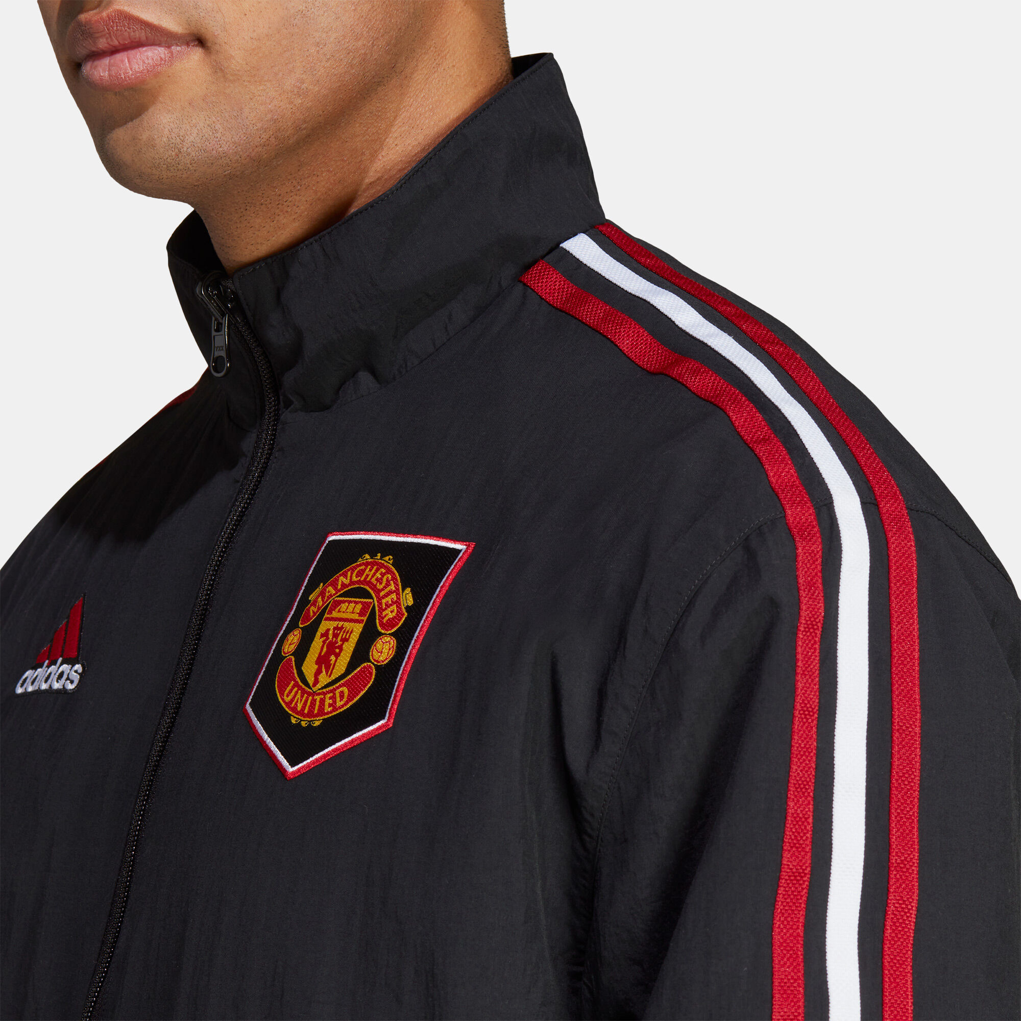 Manchester united icon hotsell jacket