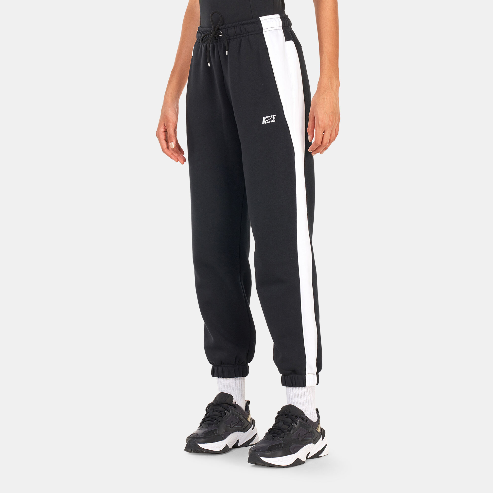 Nike casual pants online