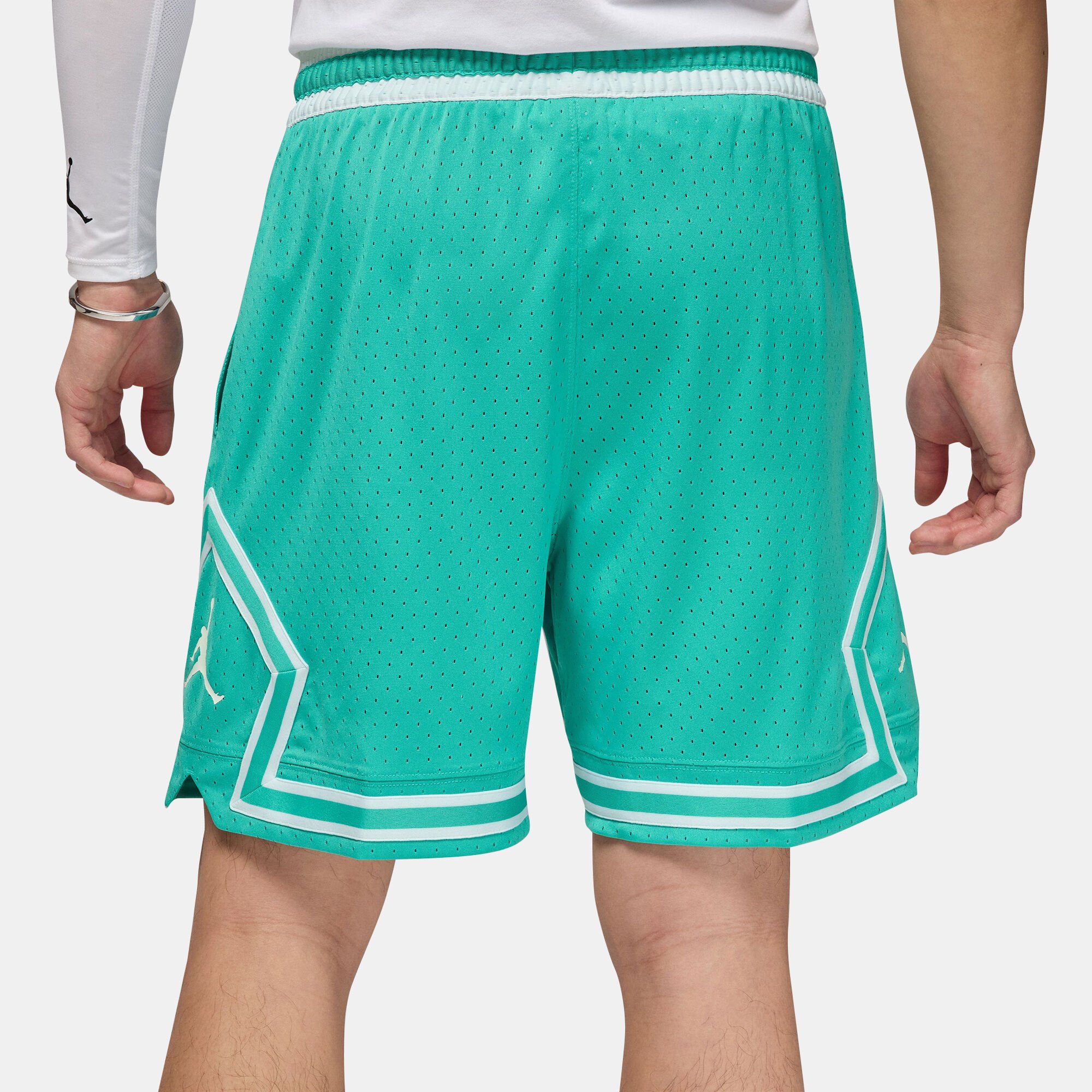 nike jordan diamond shorts