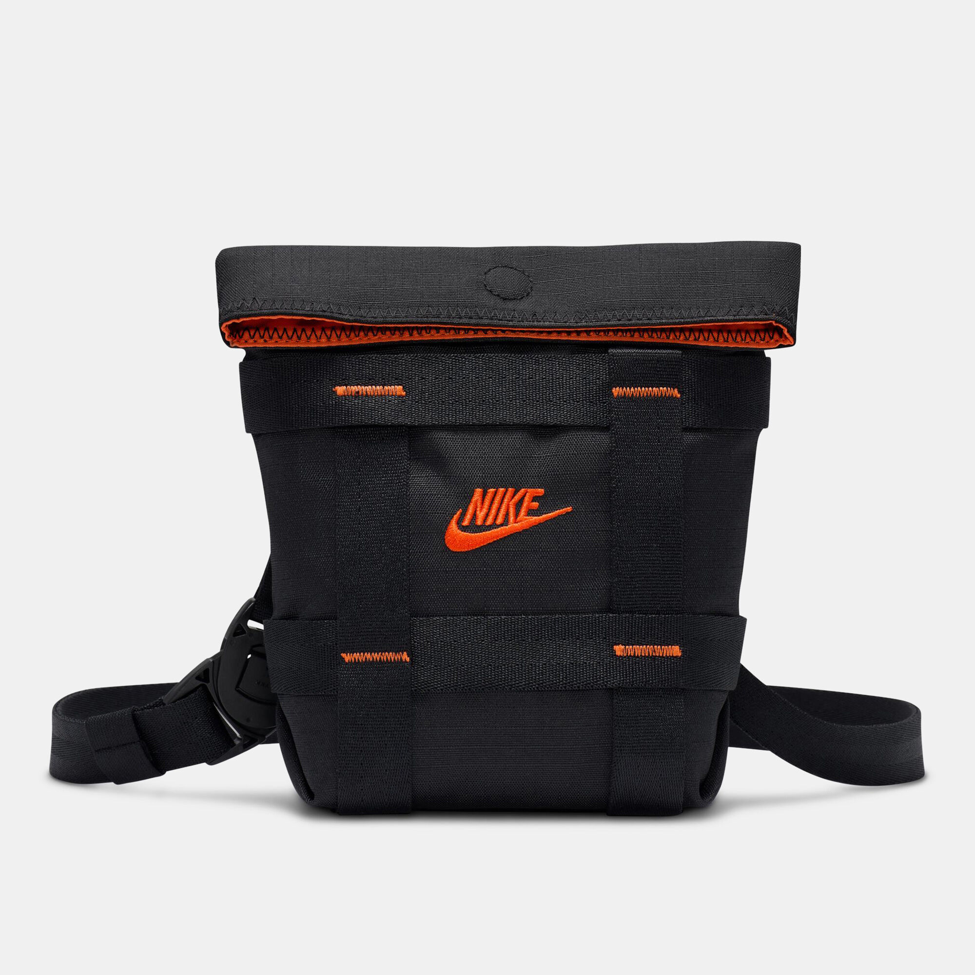 Men s Cargo Crossbody Bag Black Nike in Kuwait SSS