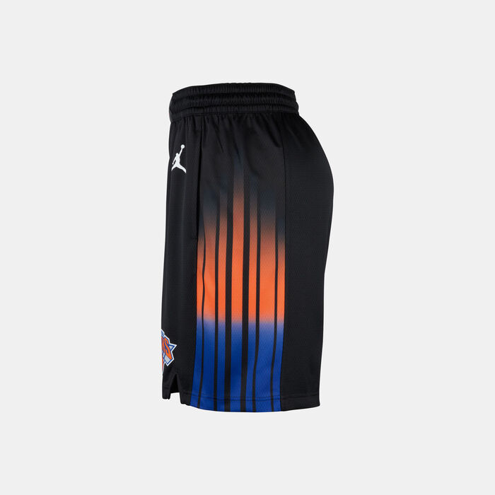 Nike Men's NBA New York Knicks Statement Edition Swingman Basketball Shorts Black image number 2