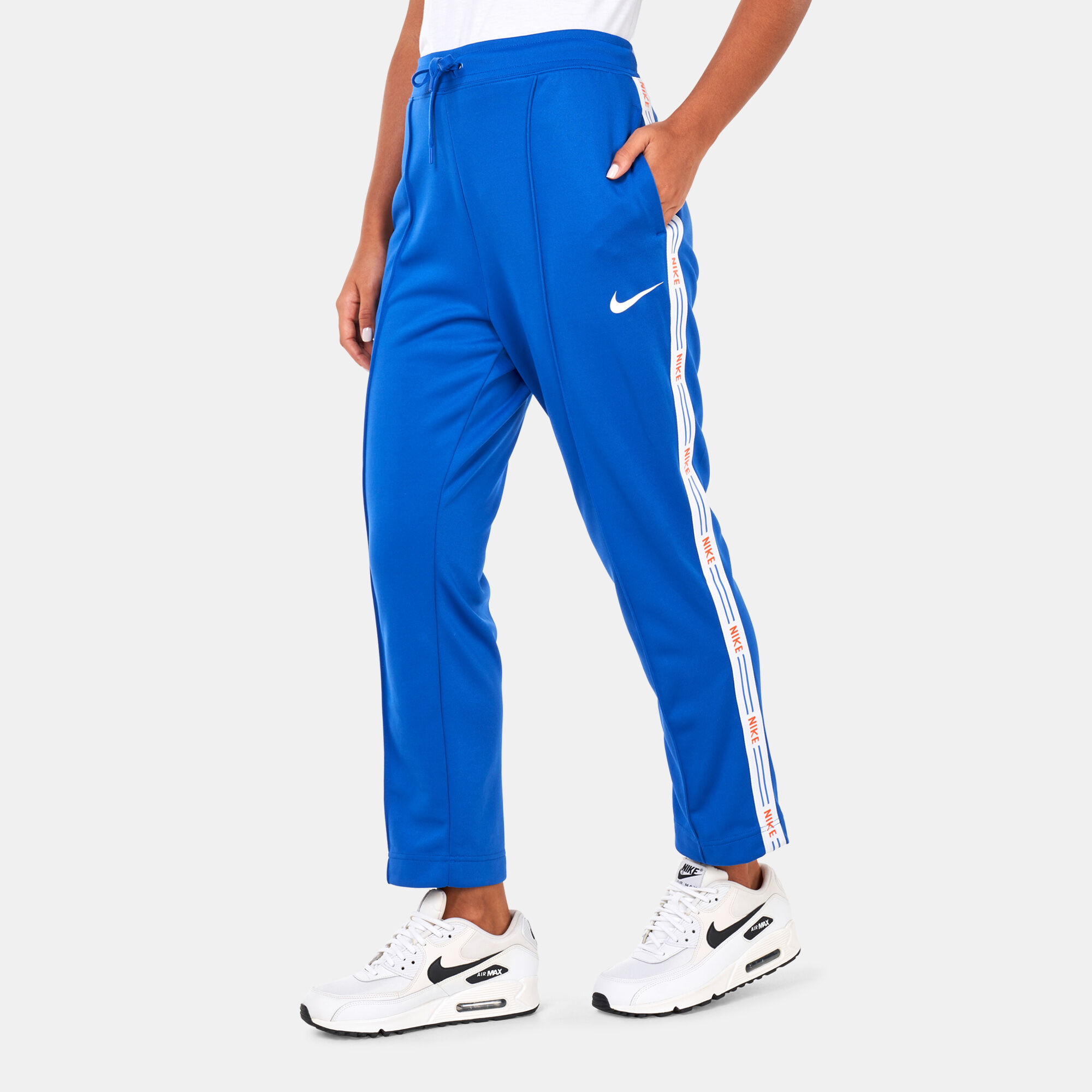 Buy Nike Women s Sportswear Floral Track Pants Blue in Kuwait SSS