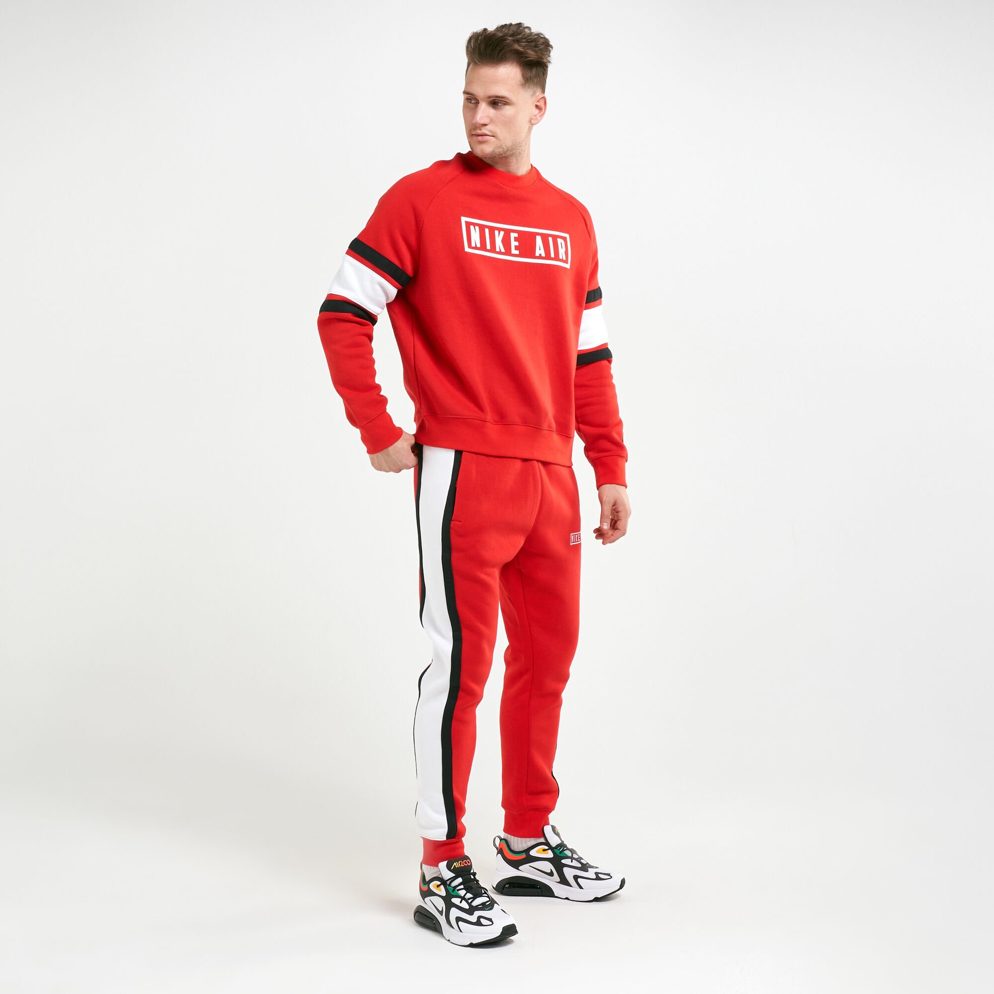 Nike air fleece shop pants red