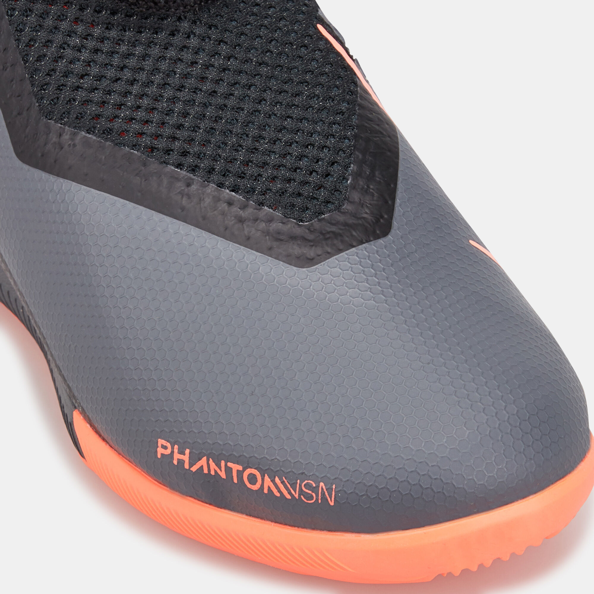 Nike Kids Phantom VSN Academy Dynamic Fit Indoor Court Shoe in