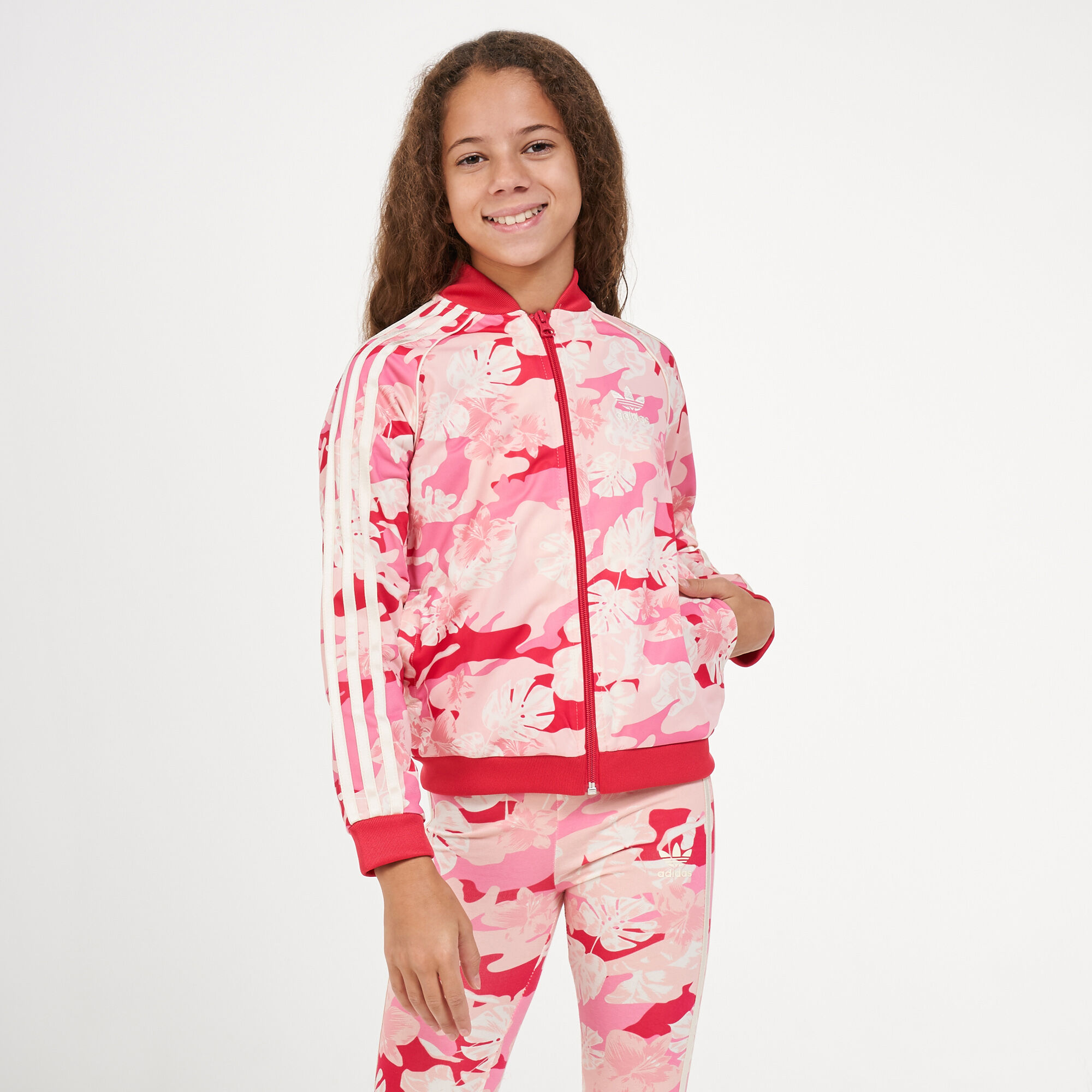 Adidas superstar deals kids floral