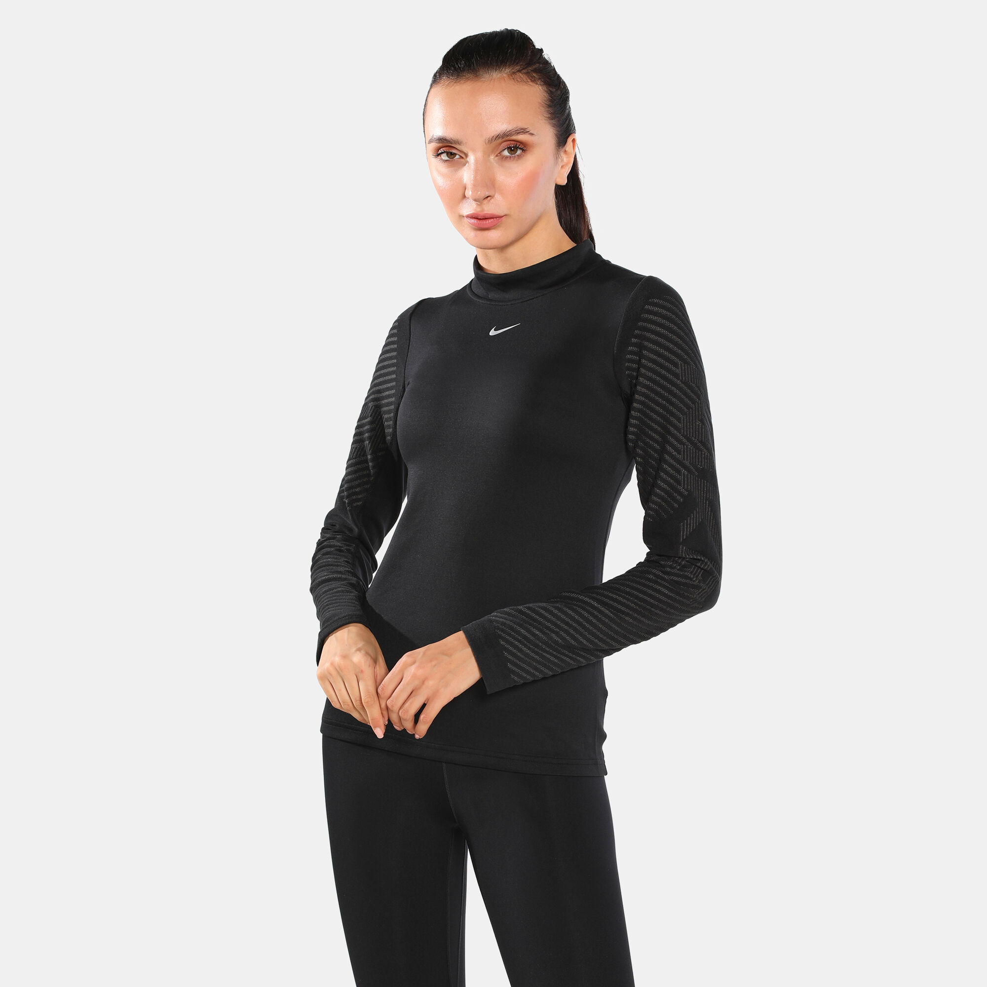 Women s Therma fit Long Sleeve T Shirt Black Nike in Kuwait SSS