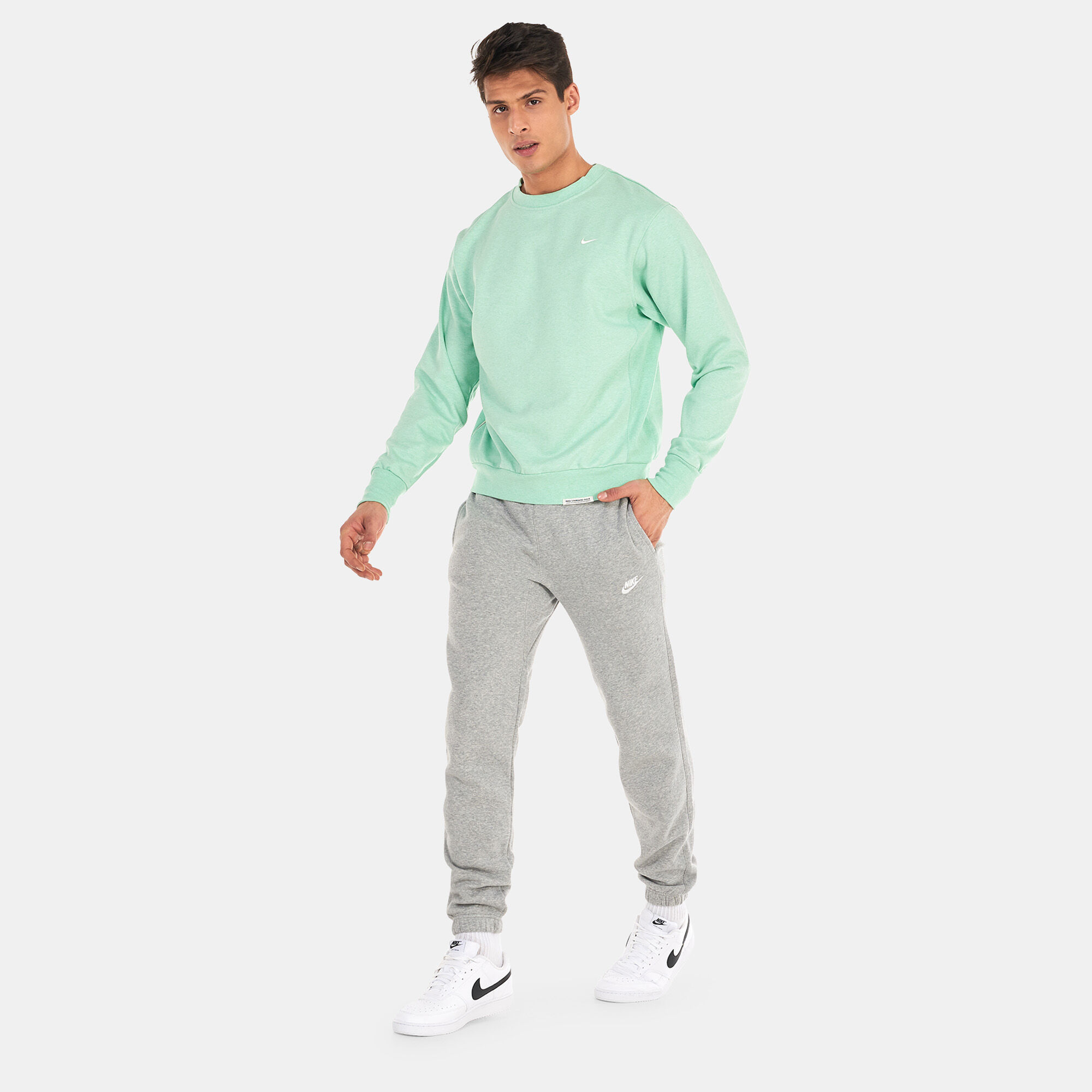Nike club crew neck sweat in dusty green hotsell