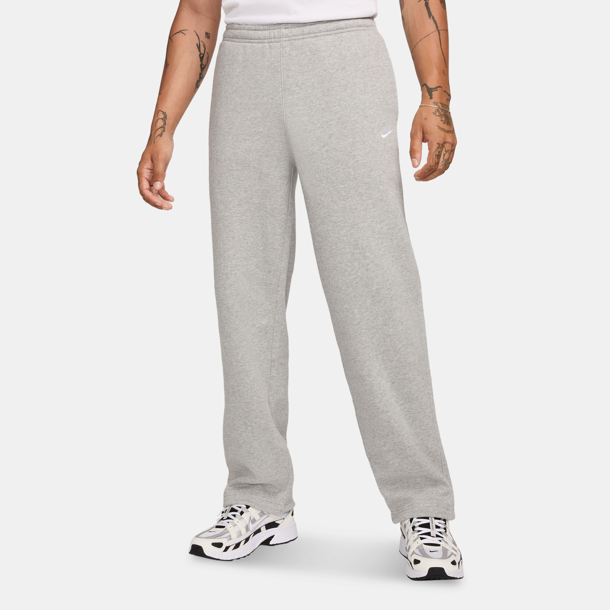Buy Nike Clothing Online in Kuwait for Men Women Kids SSS