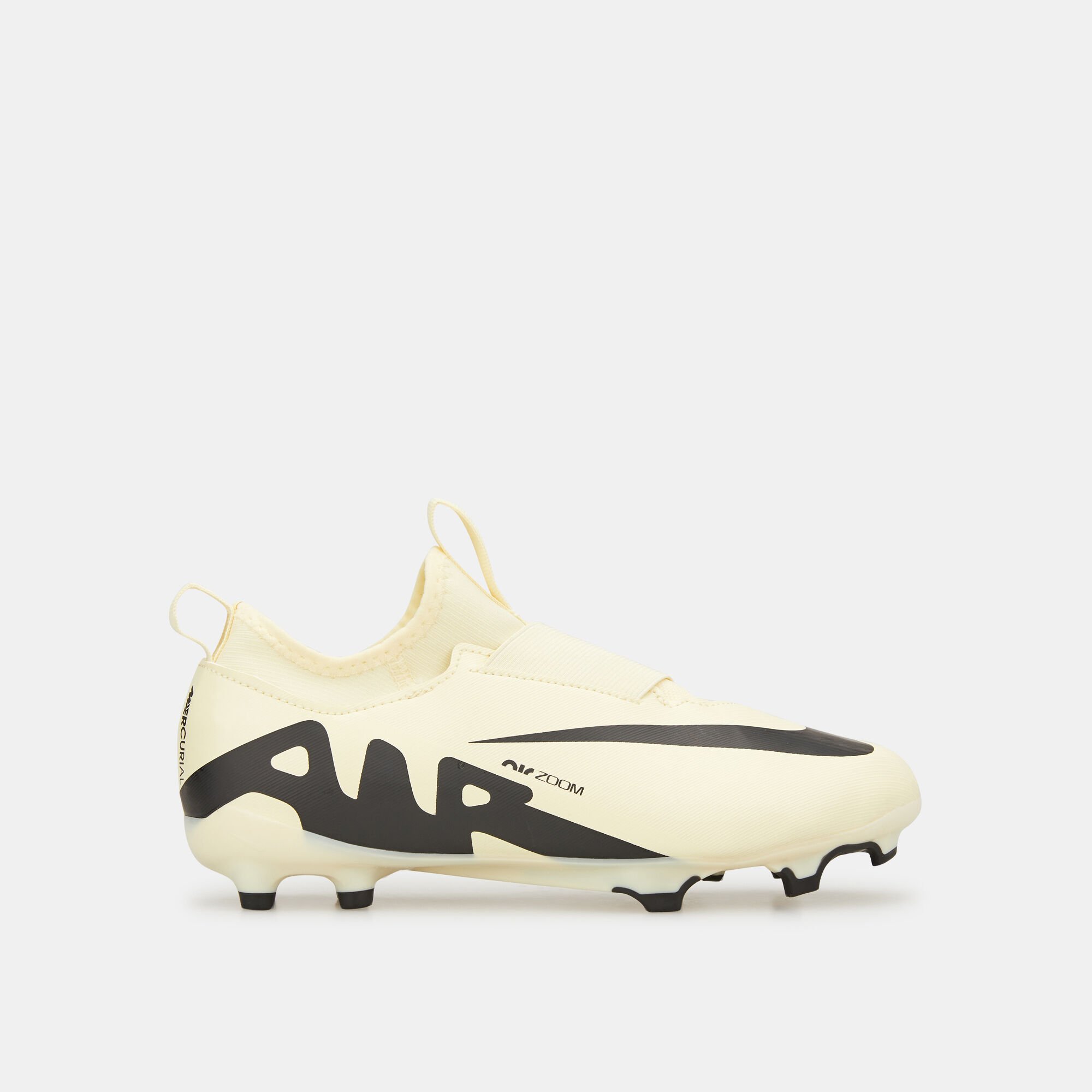 Kids Football Shoes Buy Boys Girls Soccer Shoes in Kuwait SSS