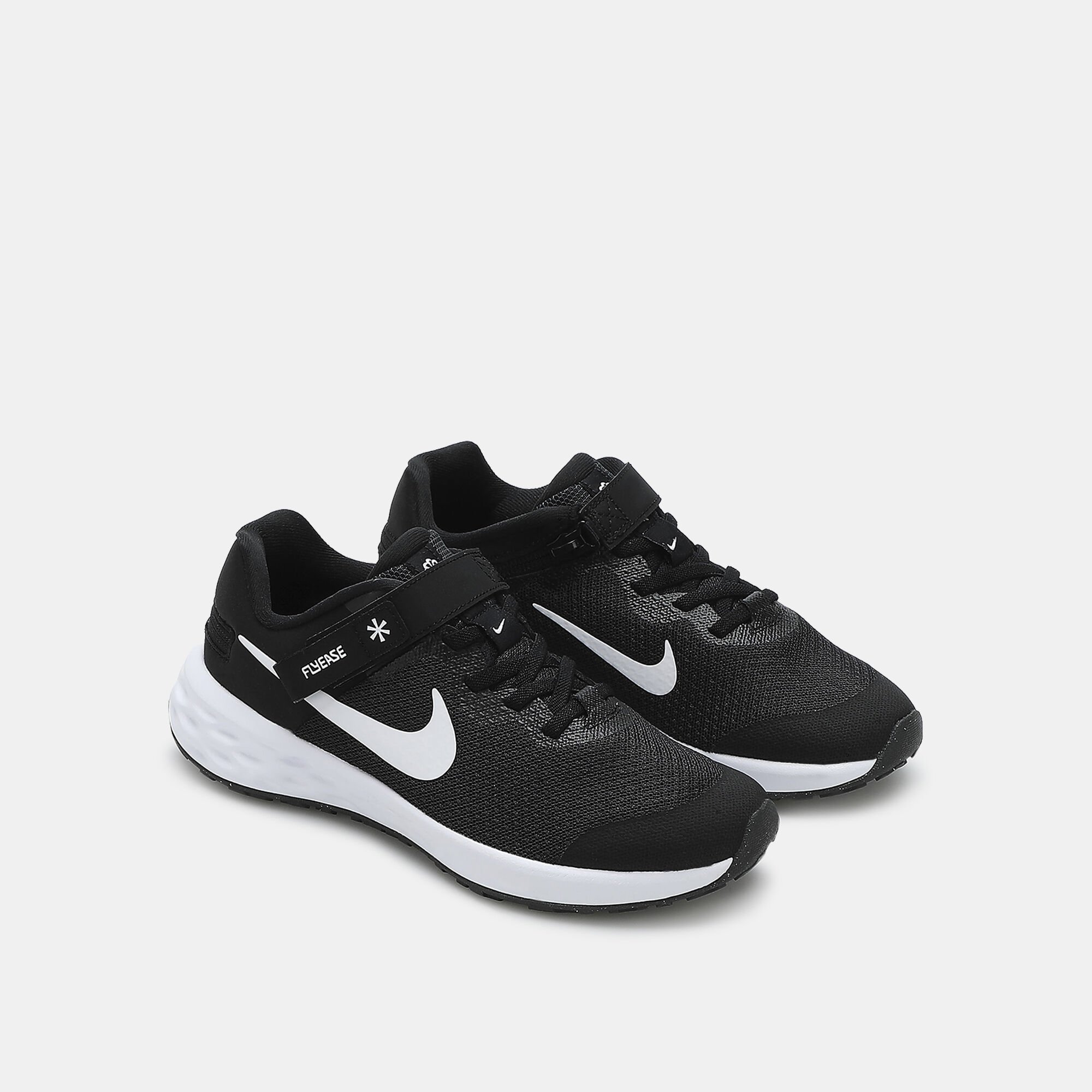 Kids Revolution 6 FlyEase Road Running Shoes Black Nike in Kuwait SSS