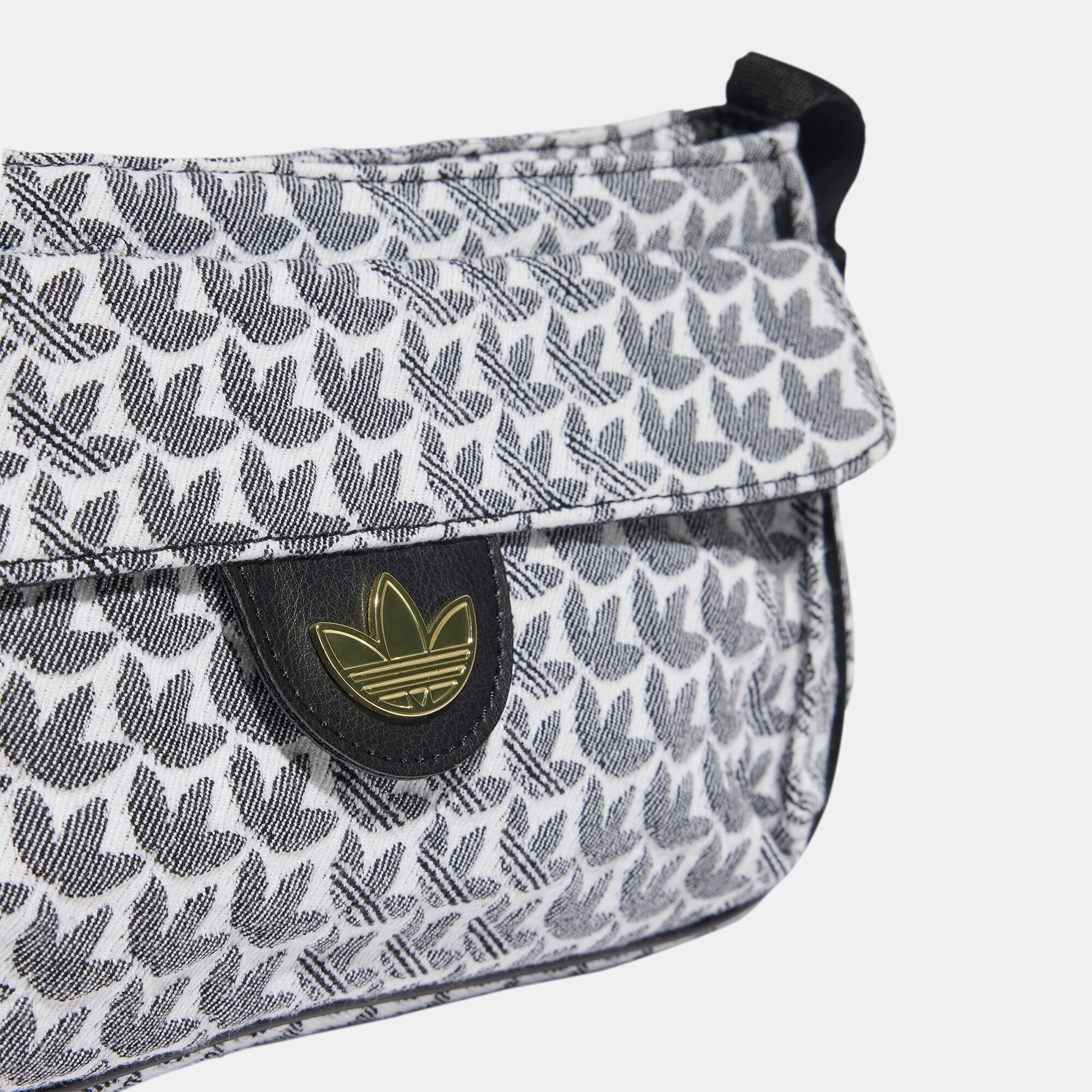 Women s Mini Airliner Bag White adidas Originals in Kuwait SSS