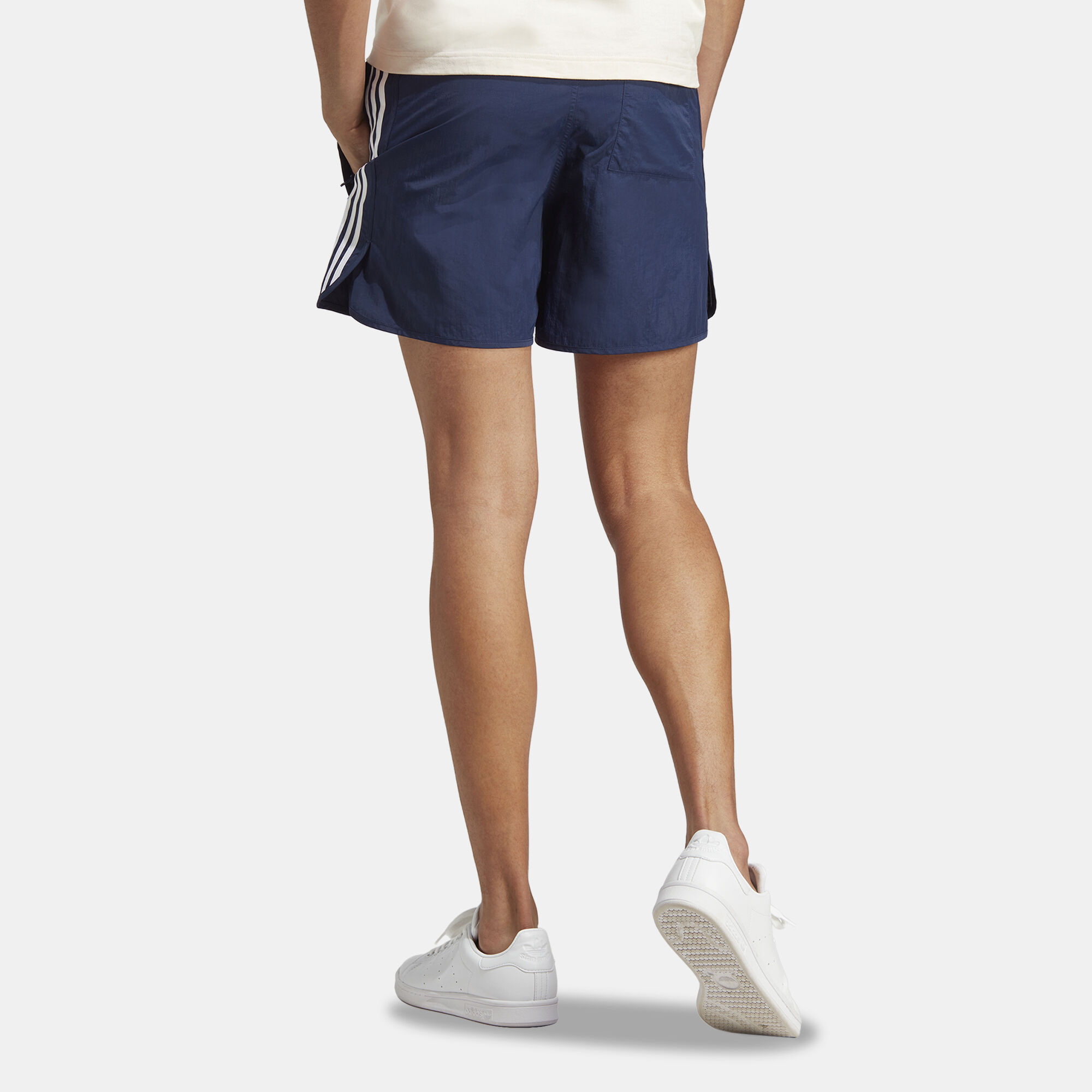 Buy adidas Originals Men s Adicolor Classics Sprinter Shorts Blue in Kuwait SSS