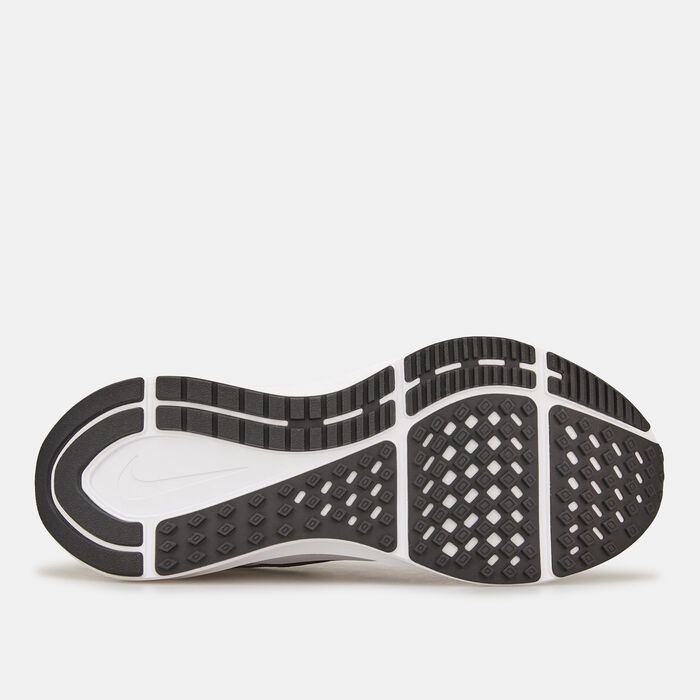 Nike Women's Air Zoom Structure 25 Shoe Black image number 4