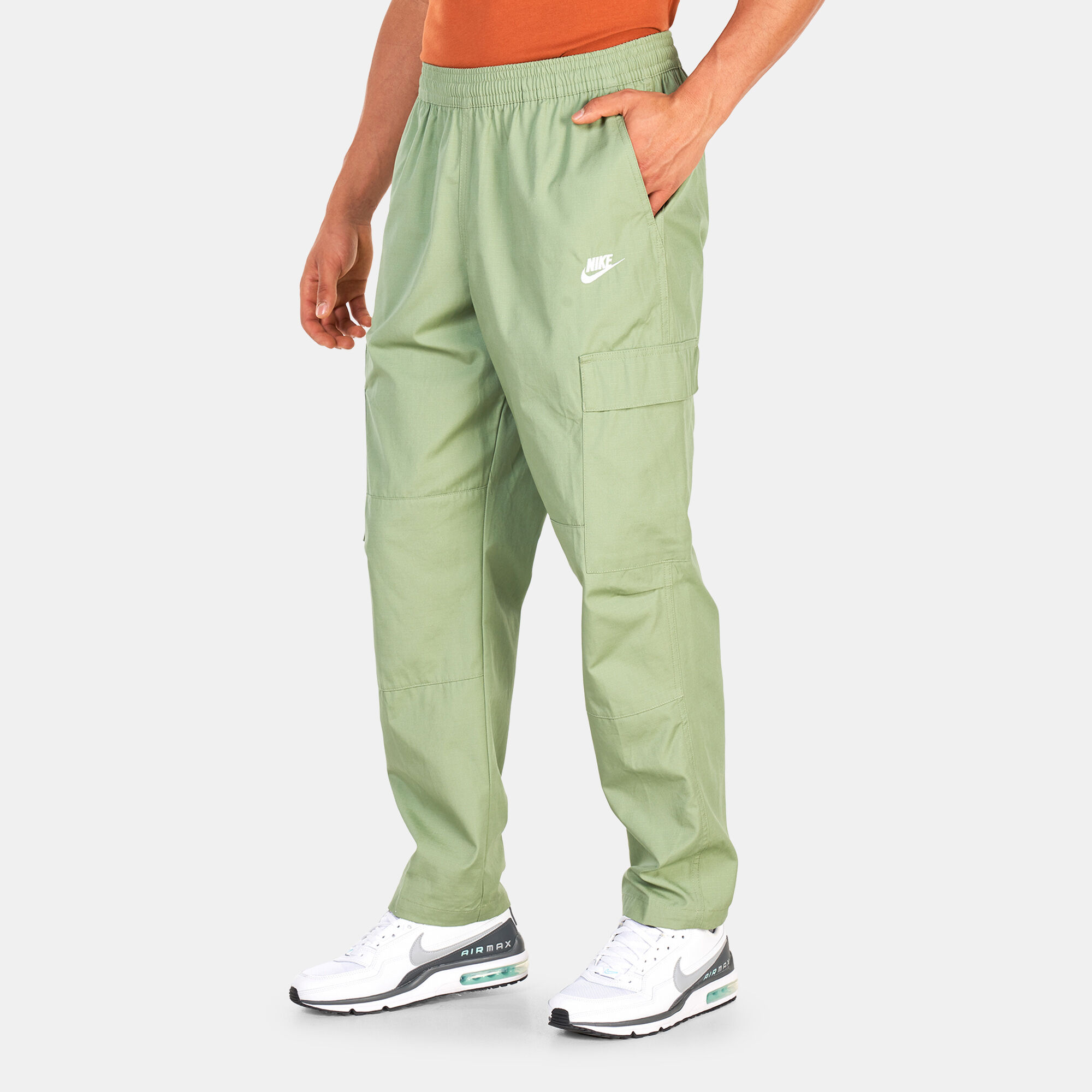 Men s Club Woven Cargo Joggers Green Nike in Kuwait SSS