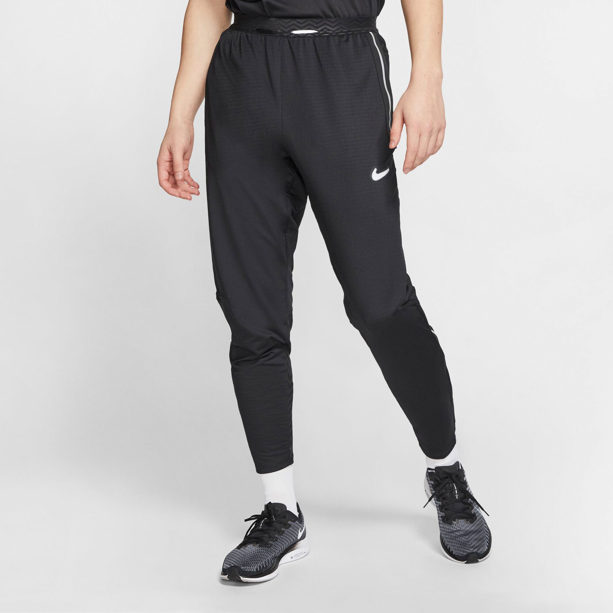 Nike phenom wild hot sale run