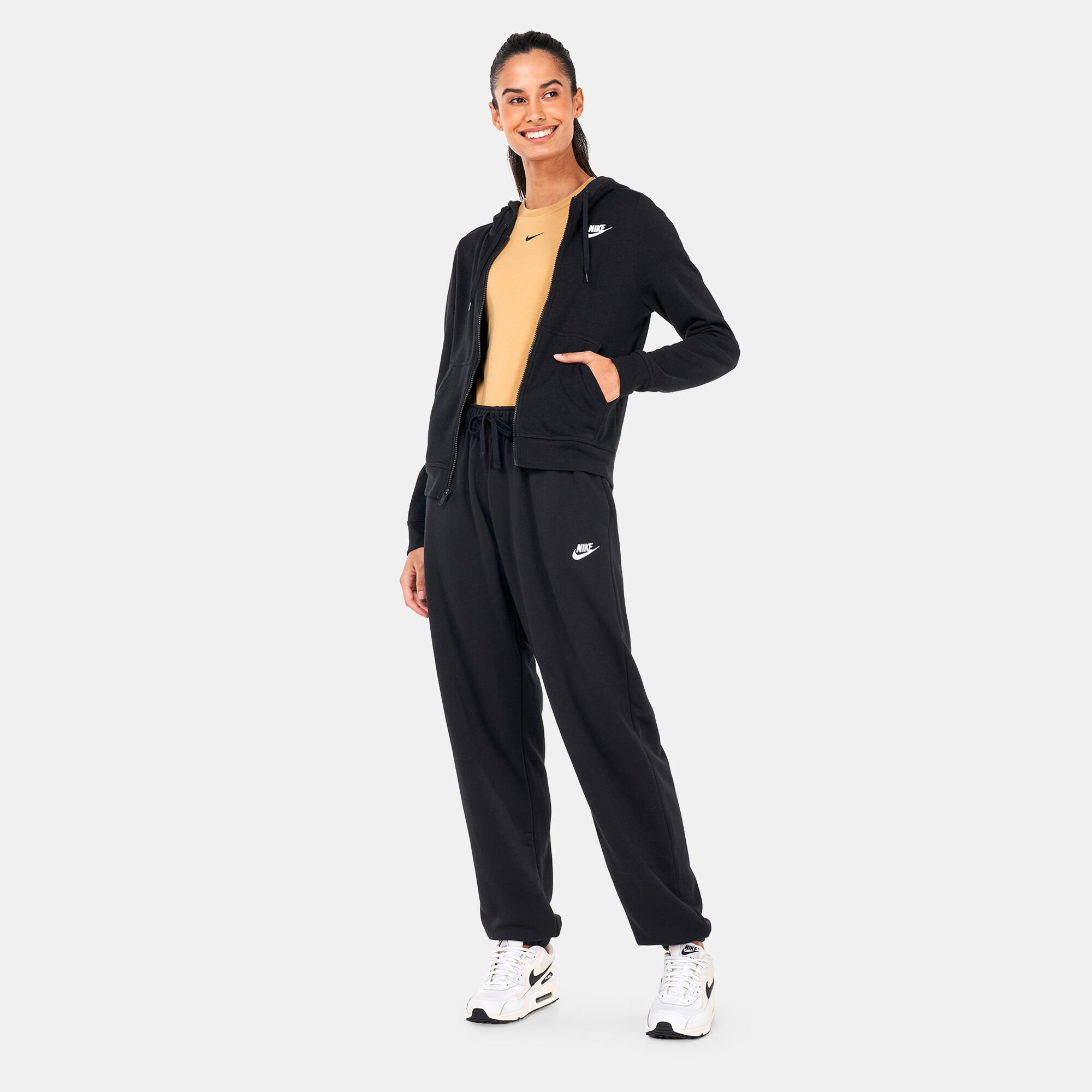 Women s Sportswear Club Fleece Sweatpants Black Nike in Kuwait SSS