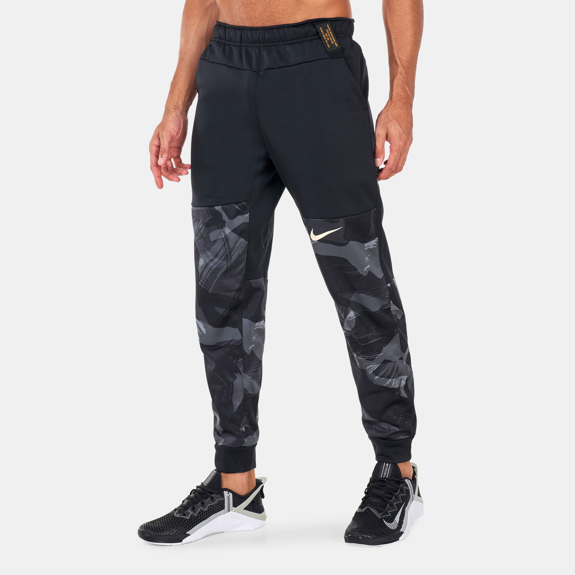 Nike on sale gym joggers