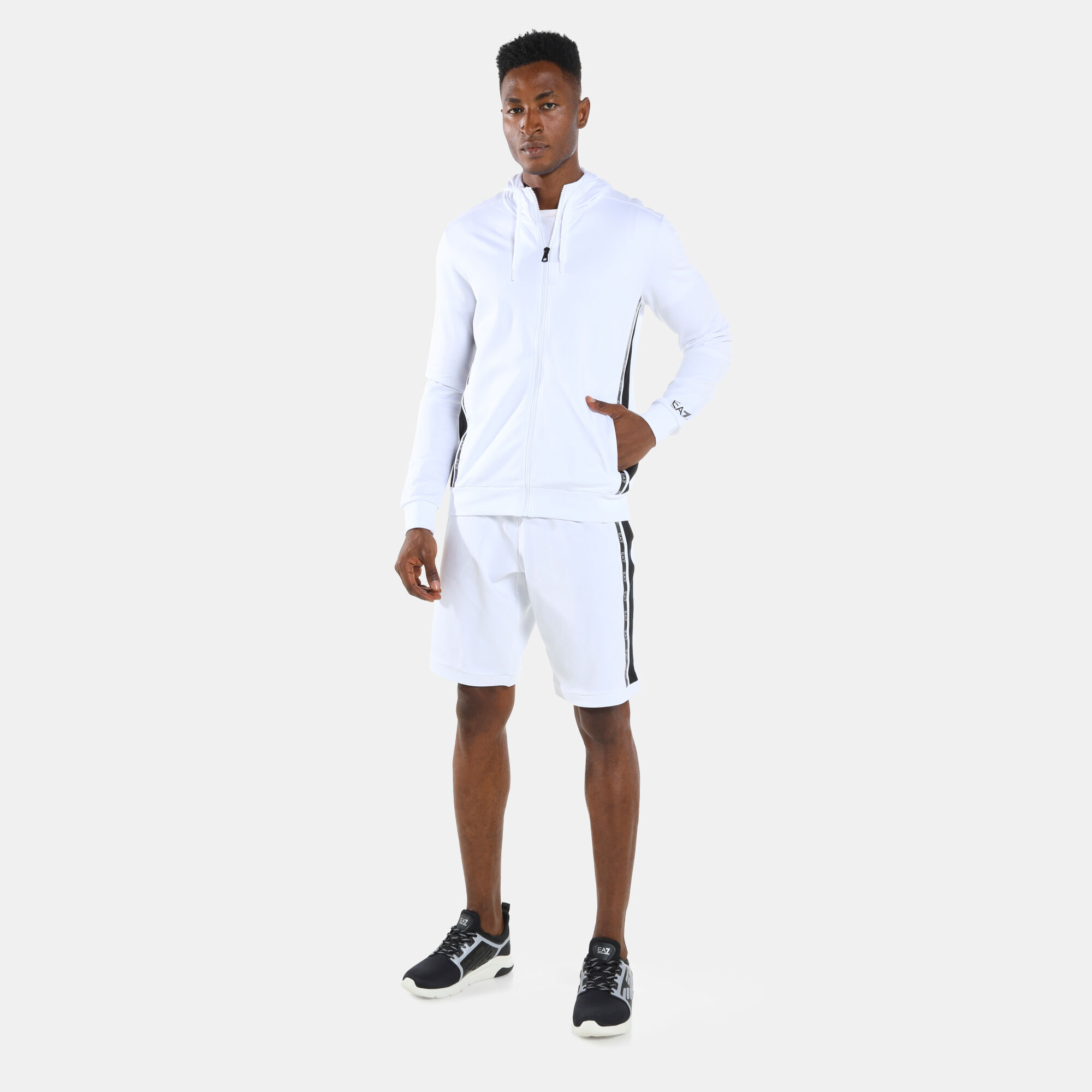 Men s Train Logo Series Side Tape Shorts