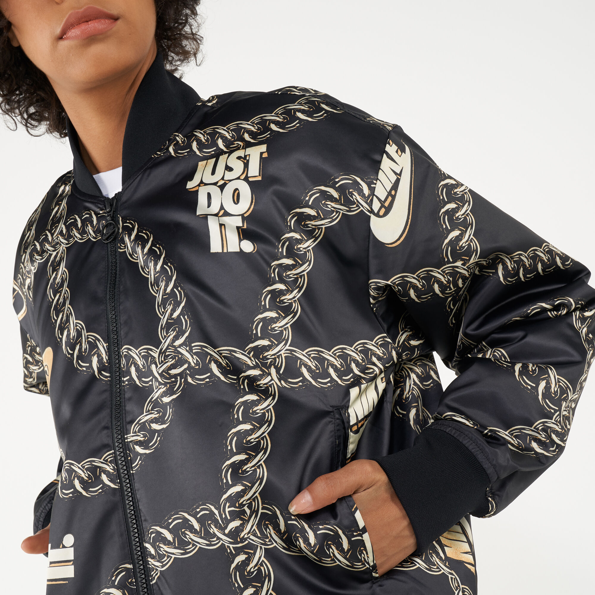 Glam sportswear shop